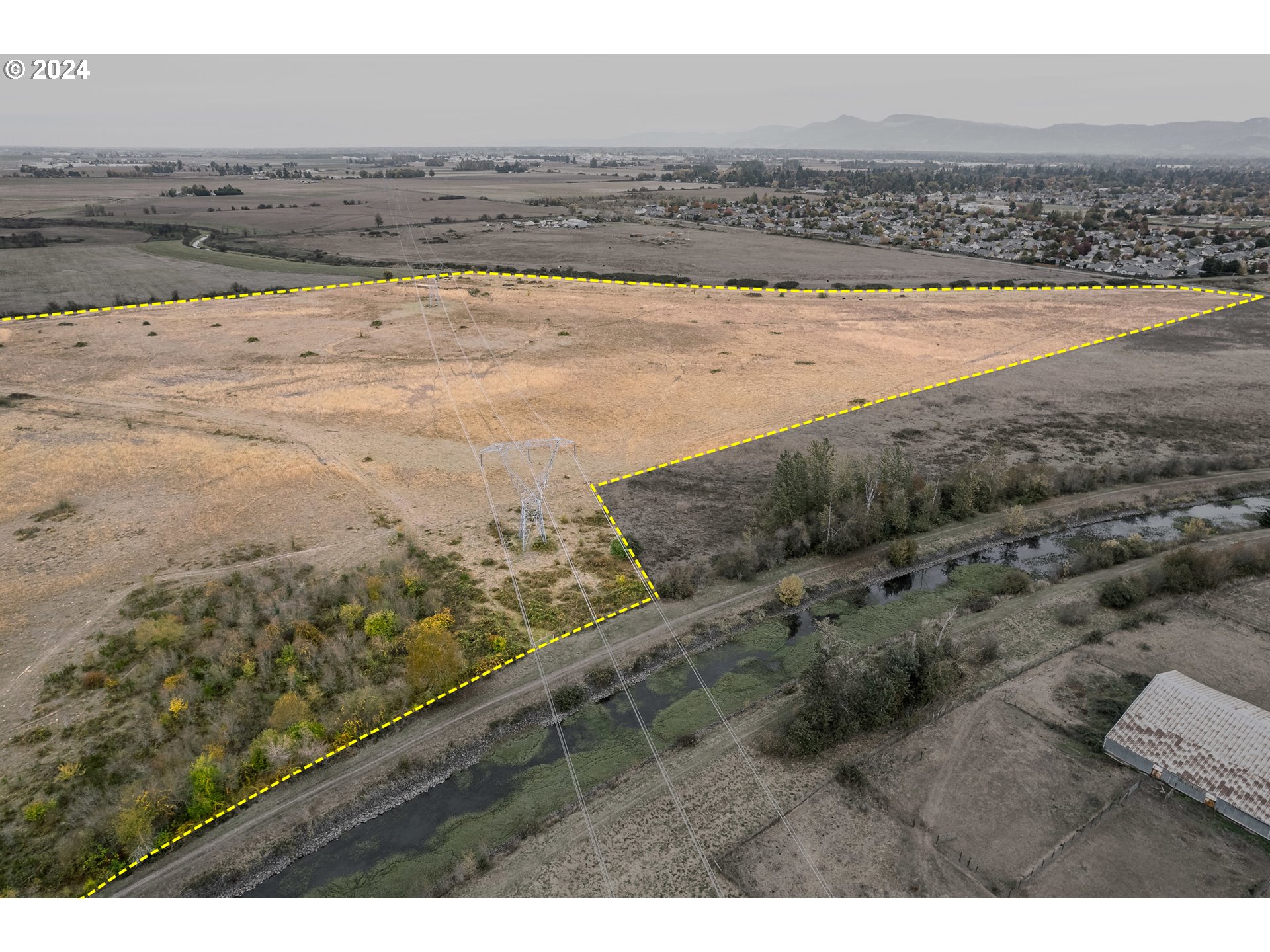 main property photo 10
