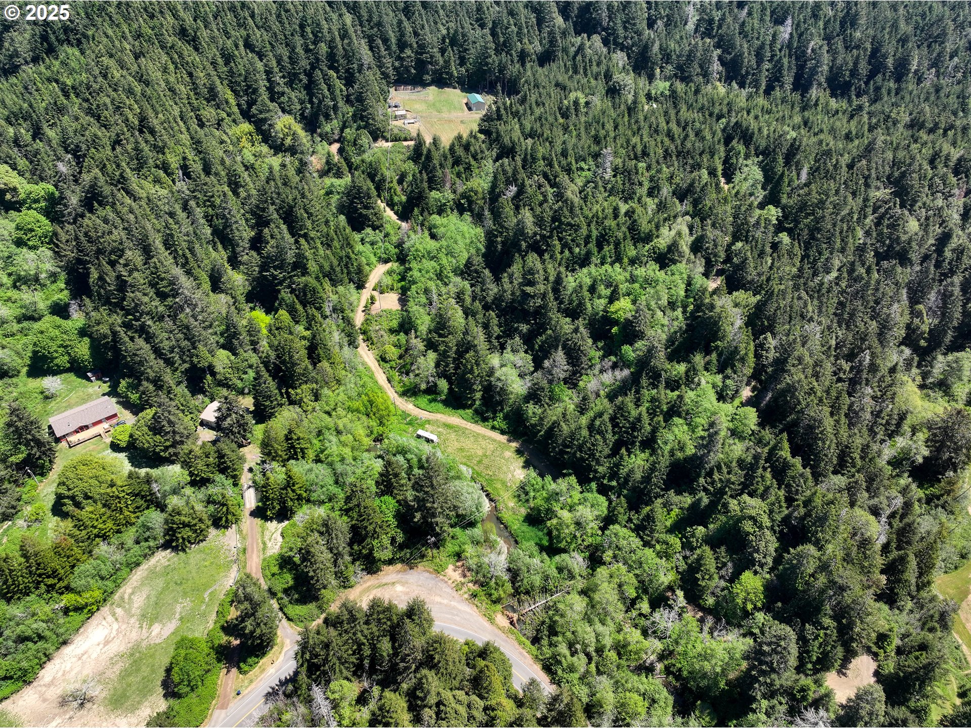 main property photo 35