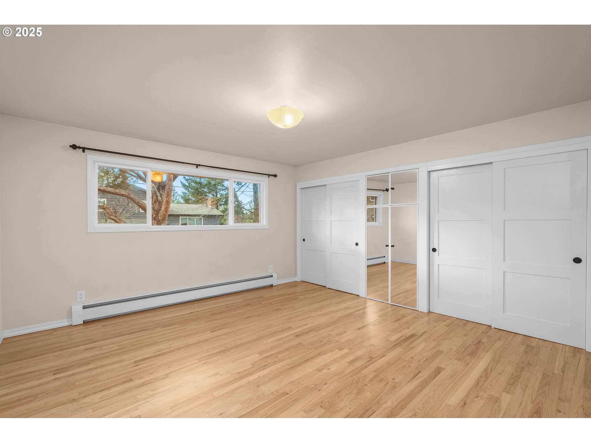 property viewer photo 16