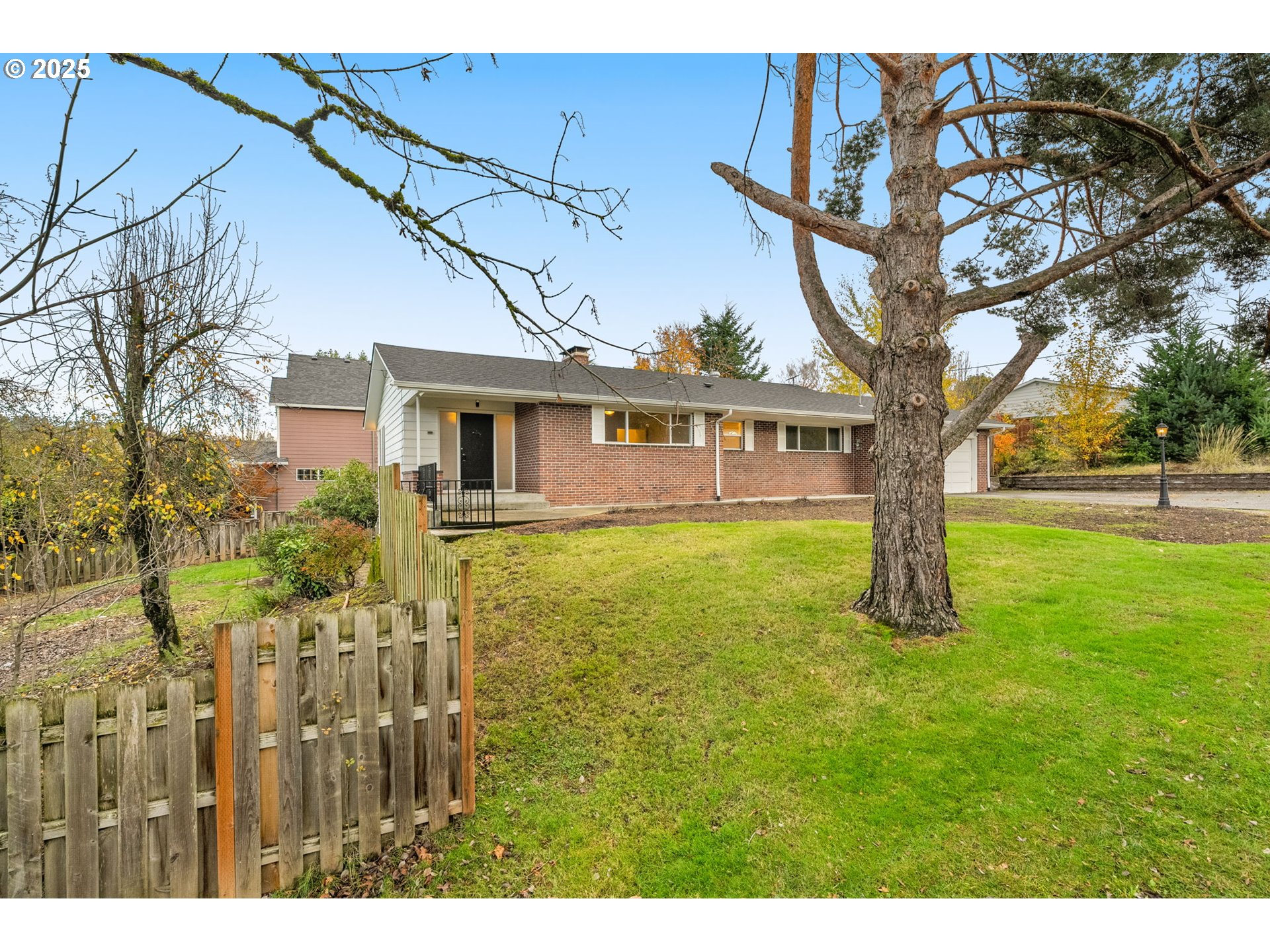 property viewer photo 28