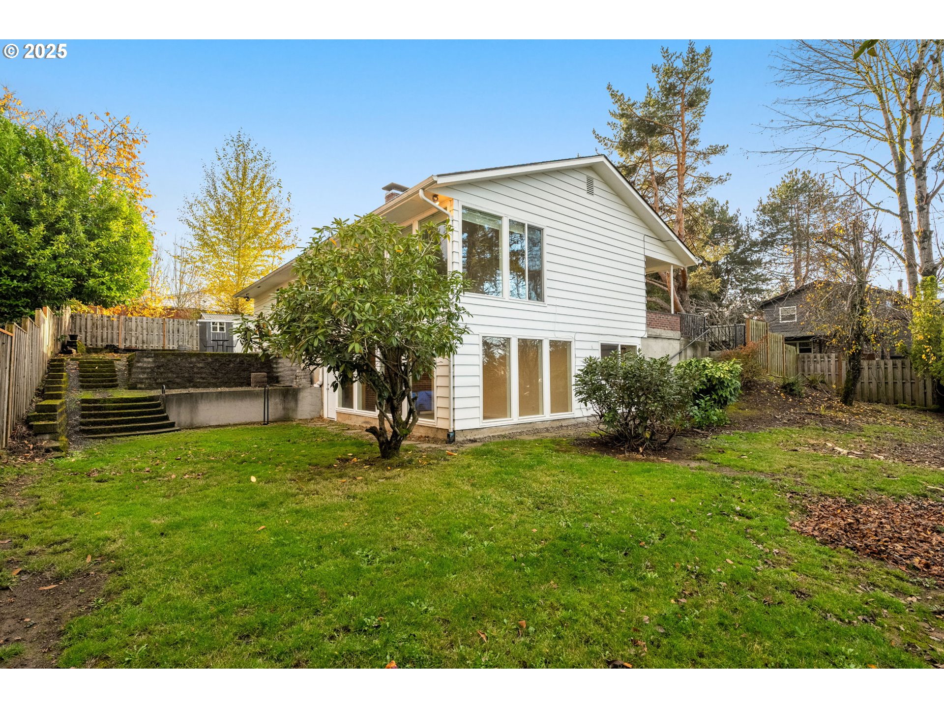 property viewer photo 29