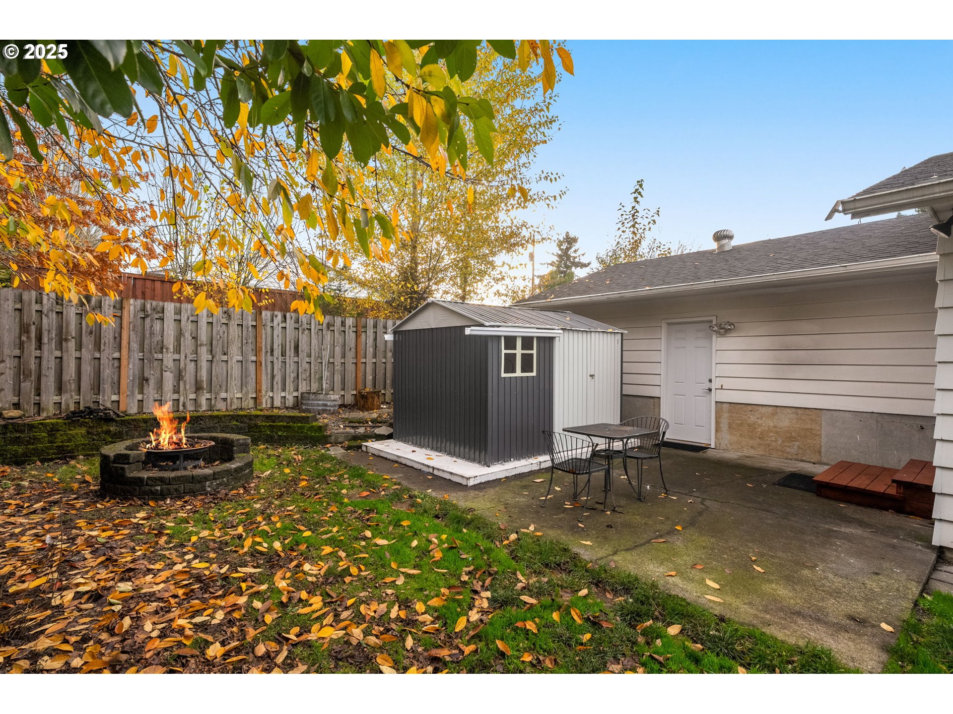 property viewer photo 30