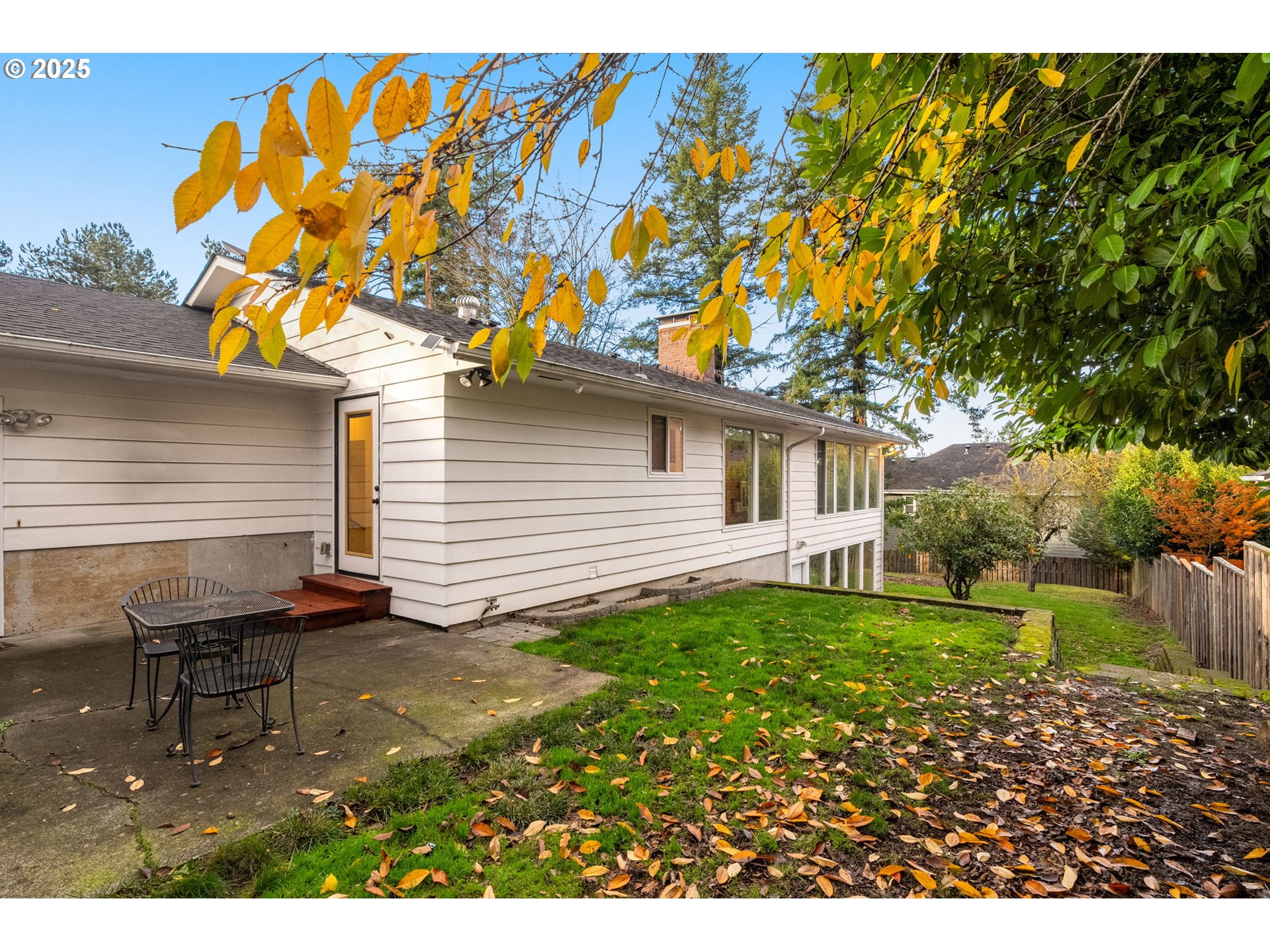 property viewer photo 31