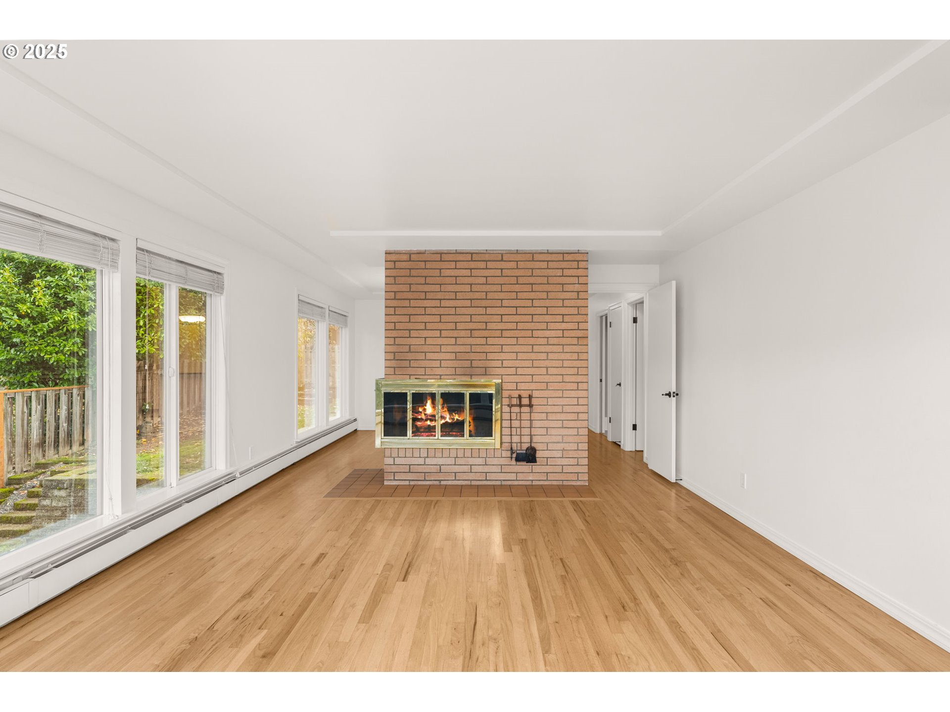 property viewer photo 5