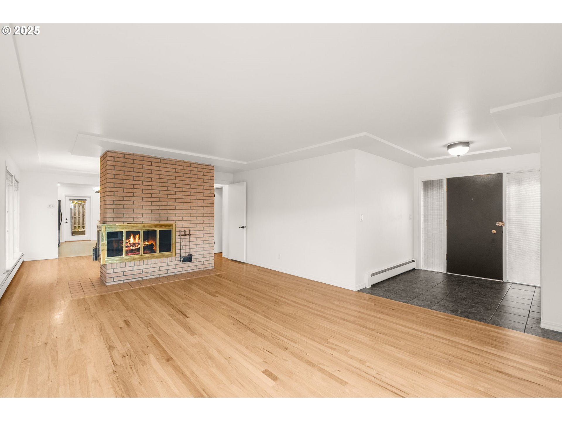 property viewer photo 6