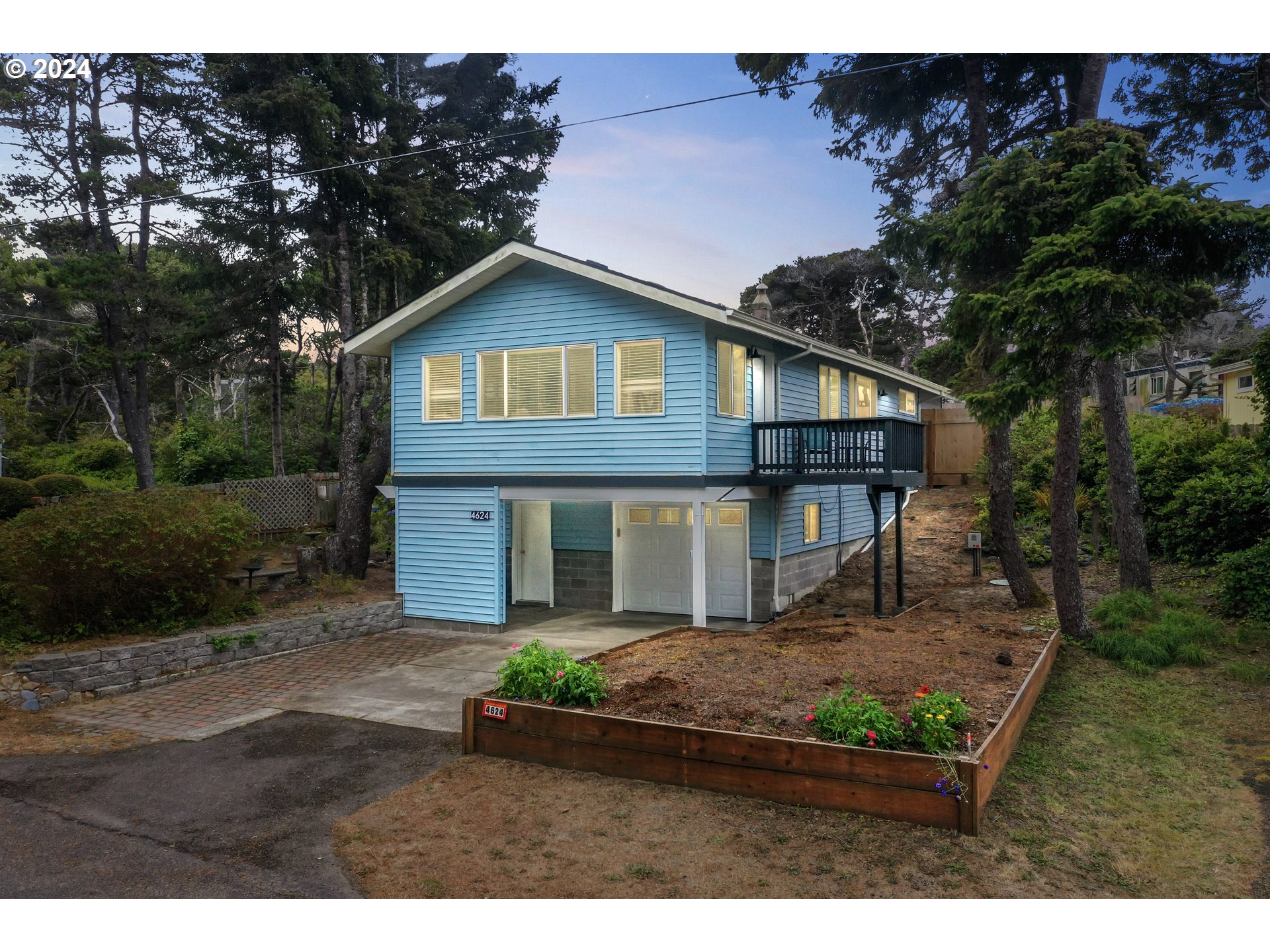 main property photo 0