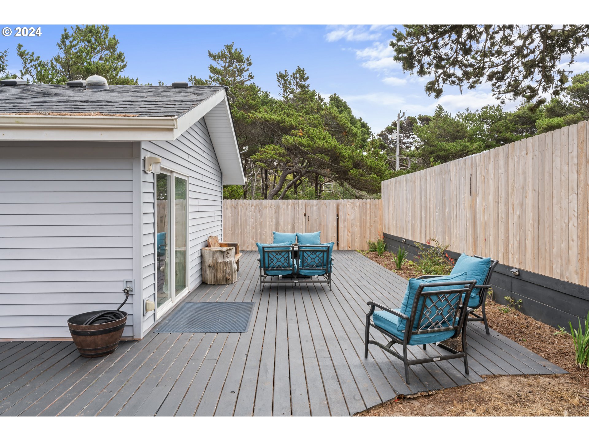 property viewer photo 36