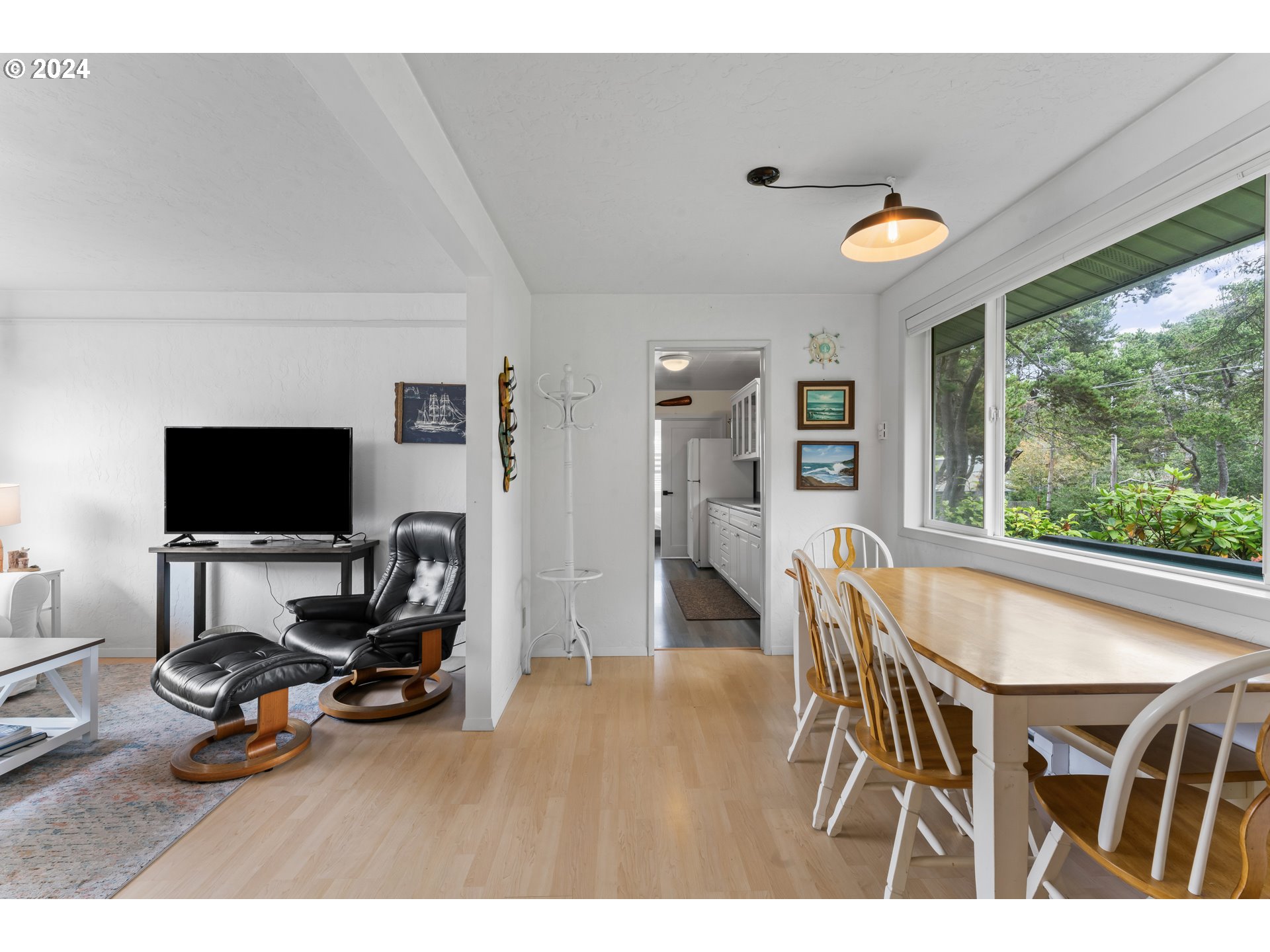 property viewer photo 6