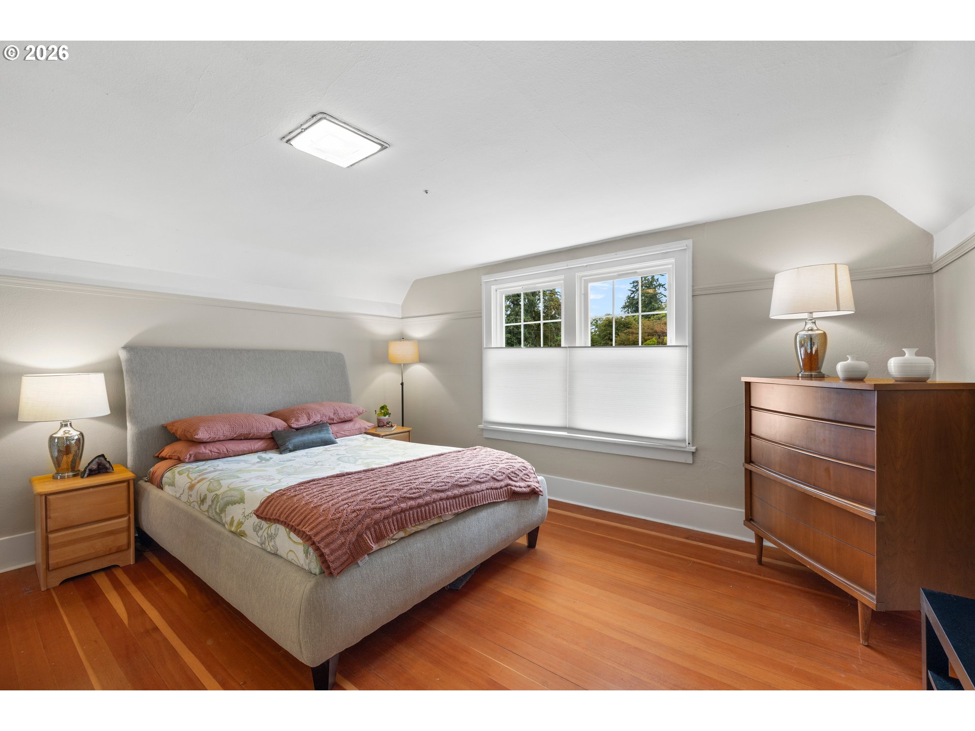 property viewer photo 23