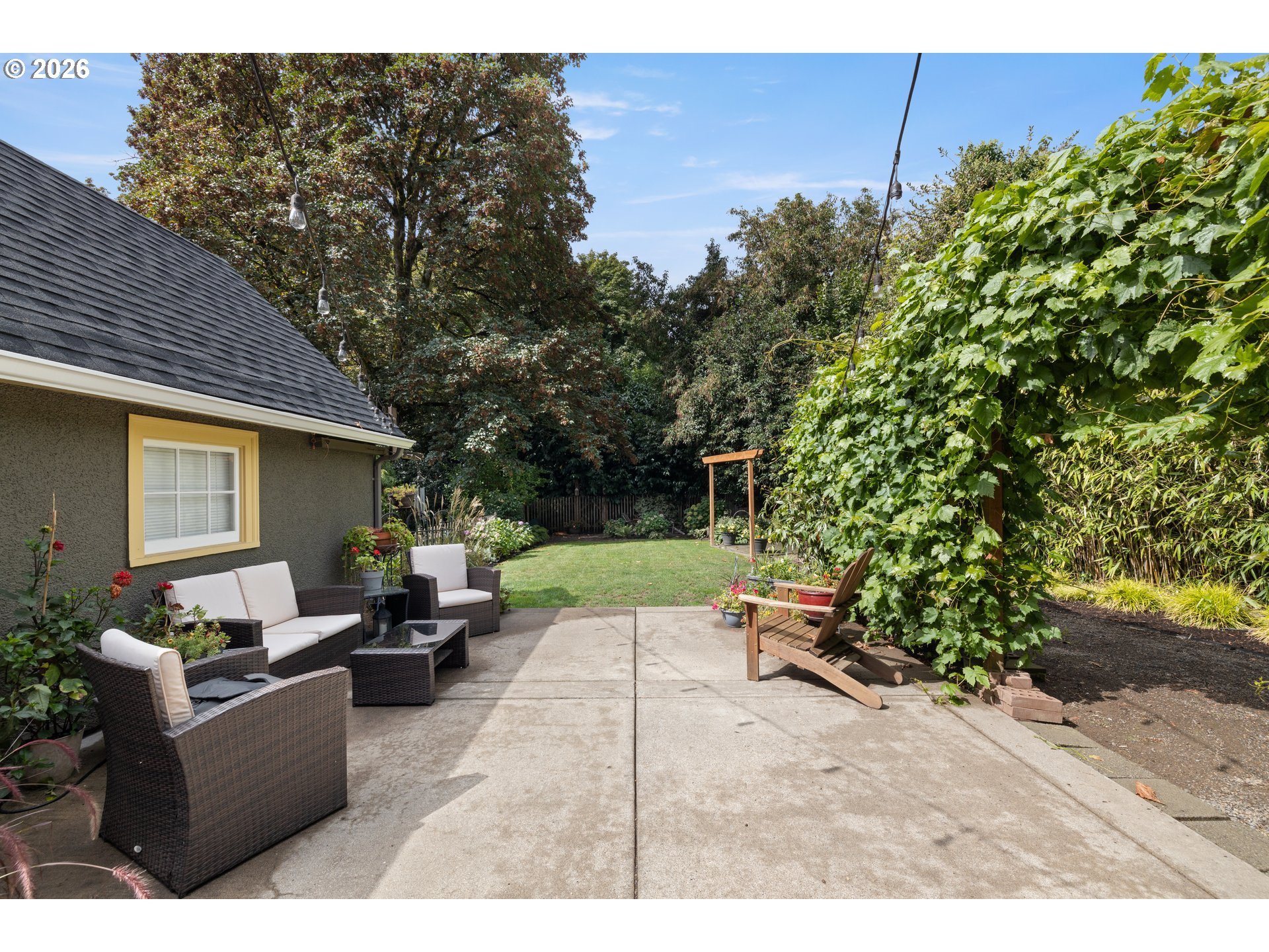 property viewer photo 30