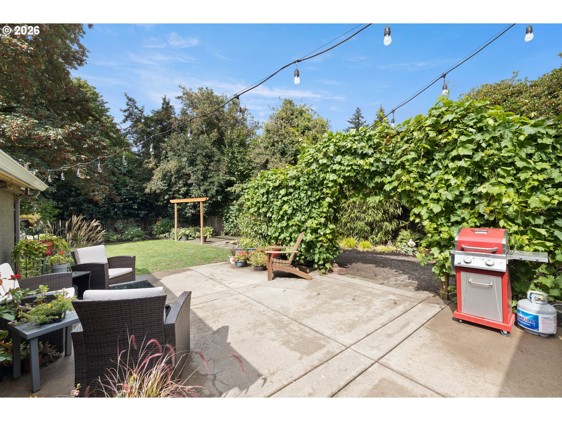 property viewer photo 31