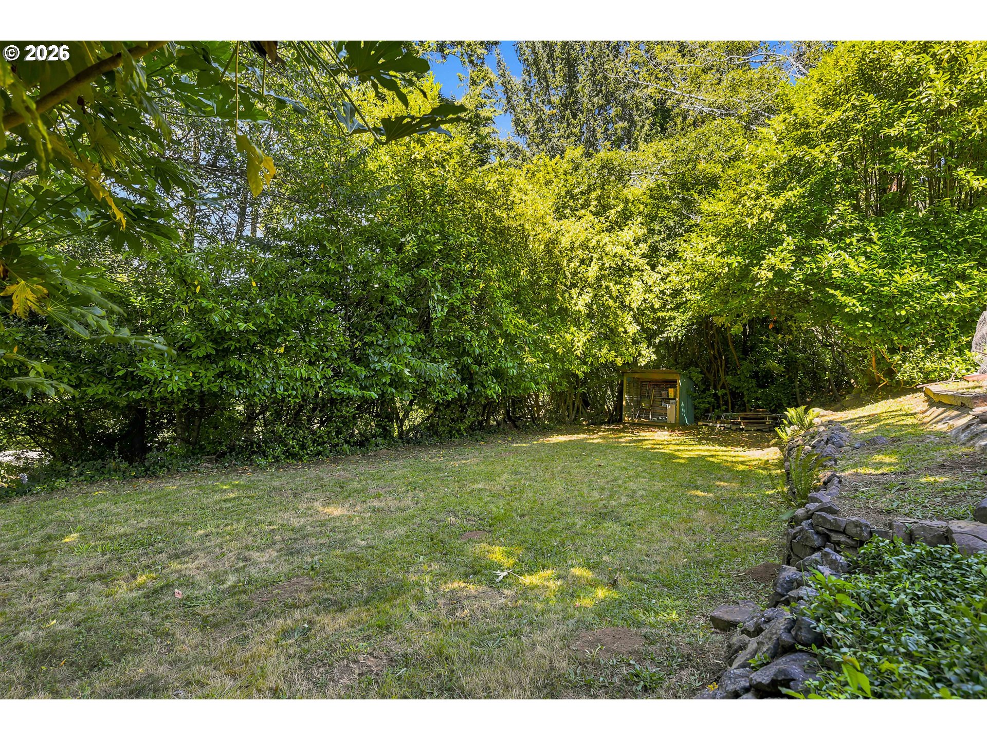 main property photo 33