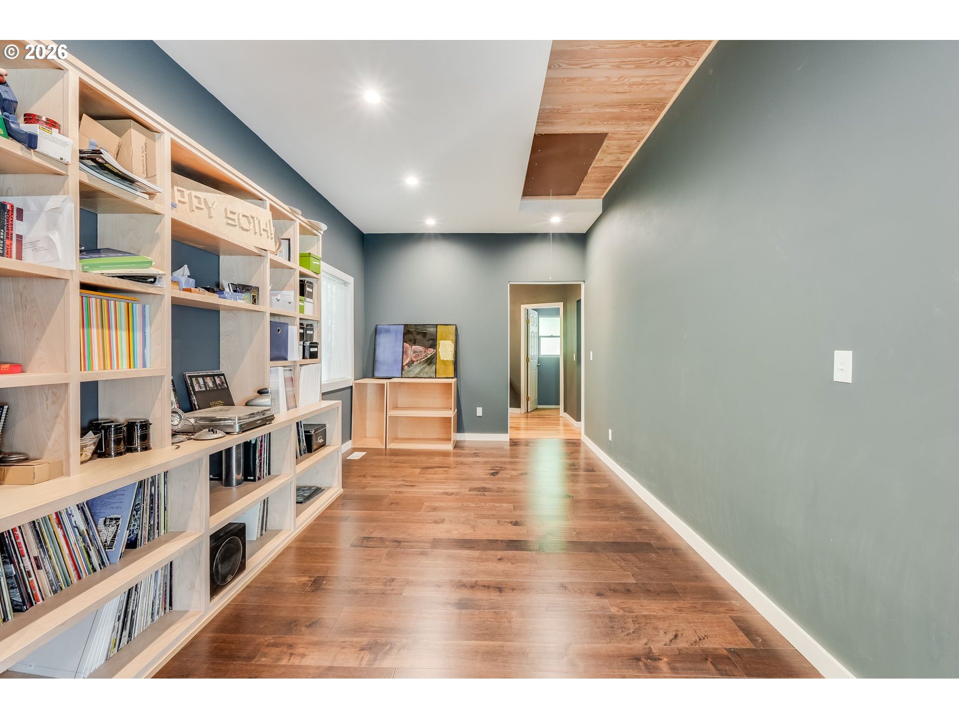 main property photo 7