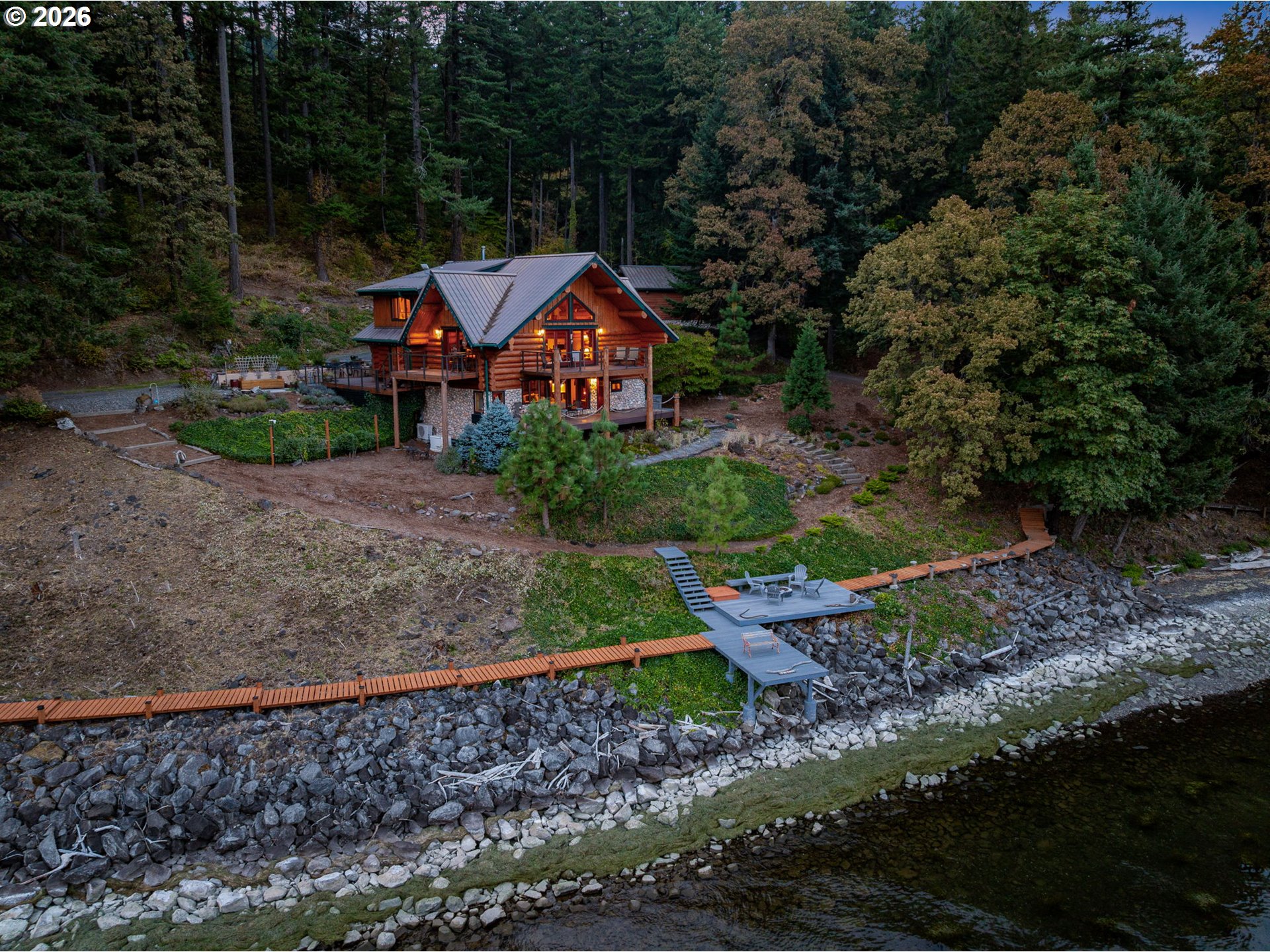 main property photo 40