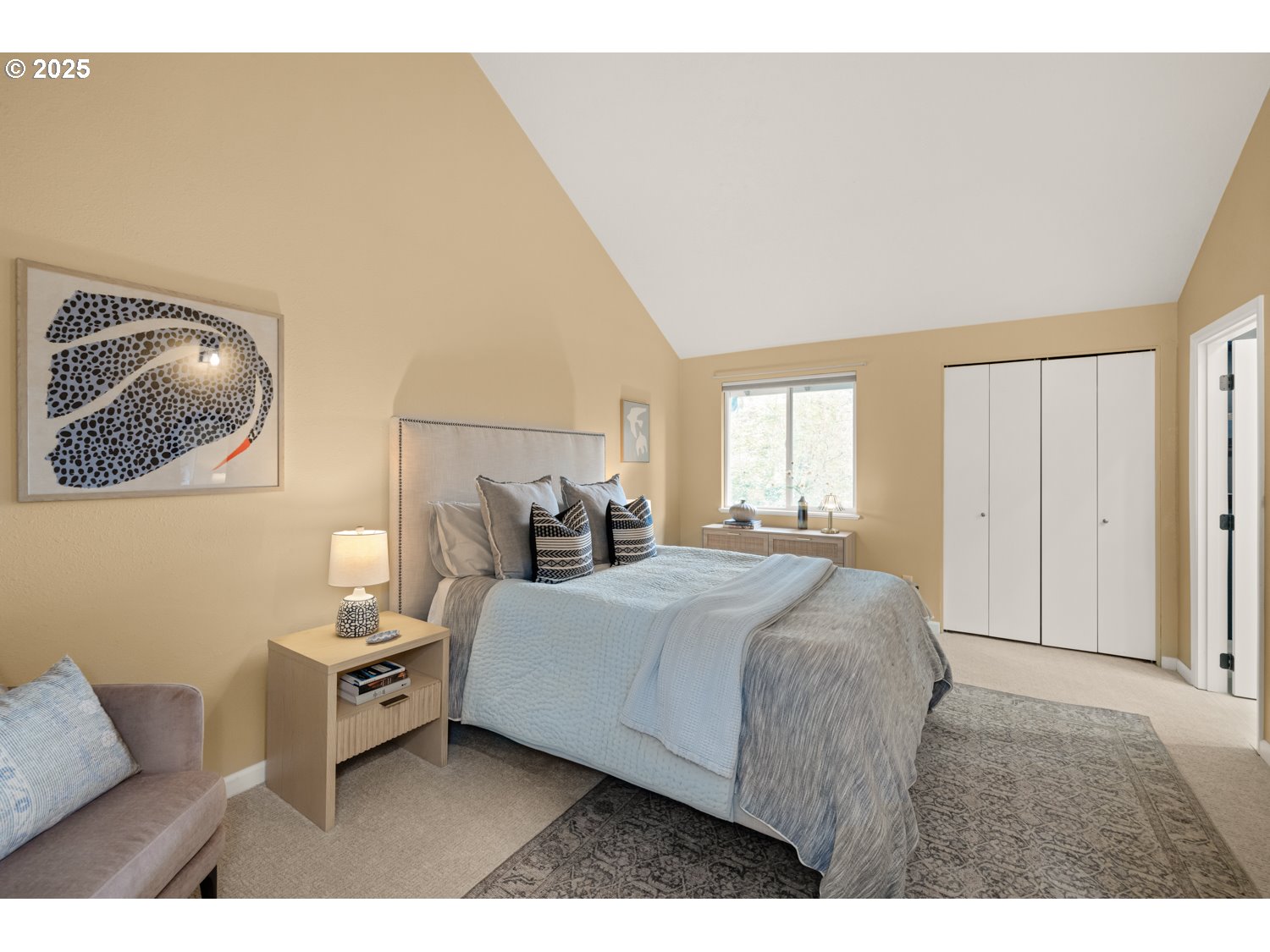 property viewer photo 16