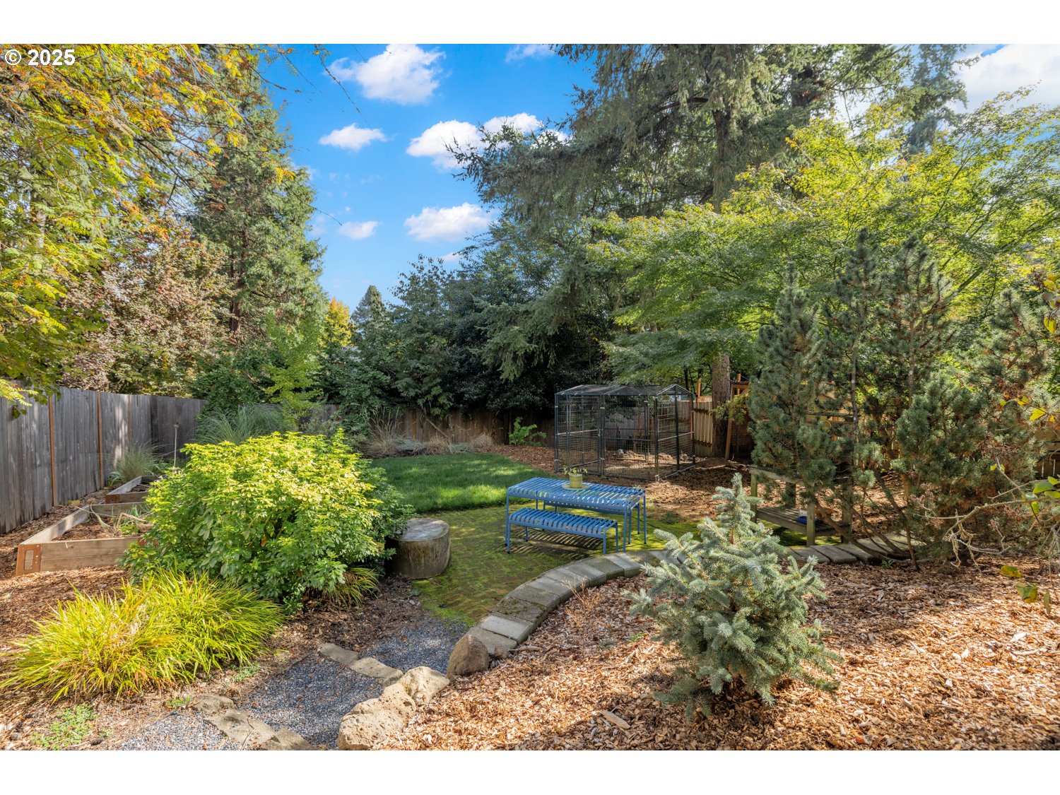 property viewer photo 28