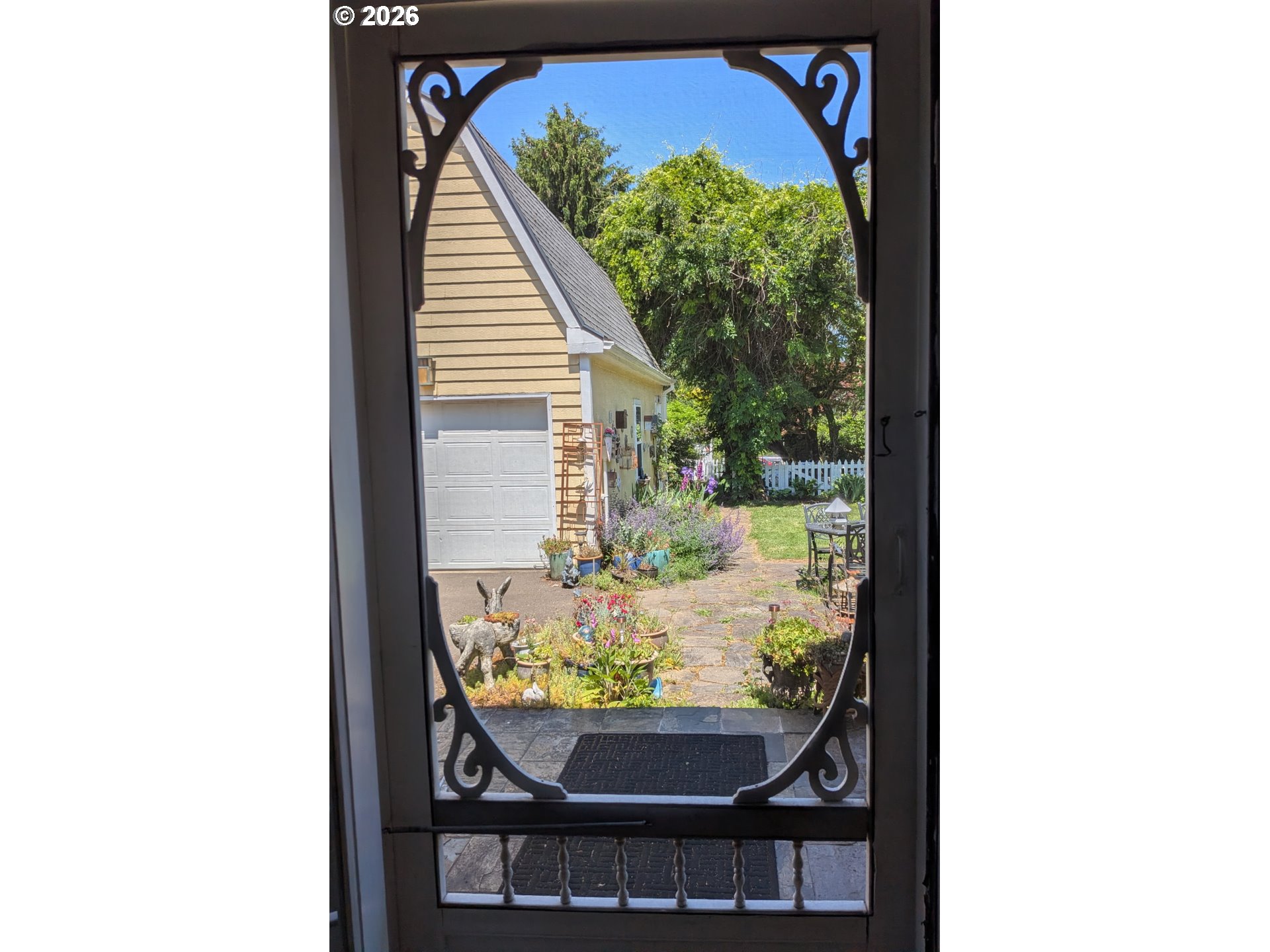 main property photo 46