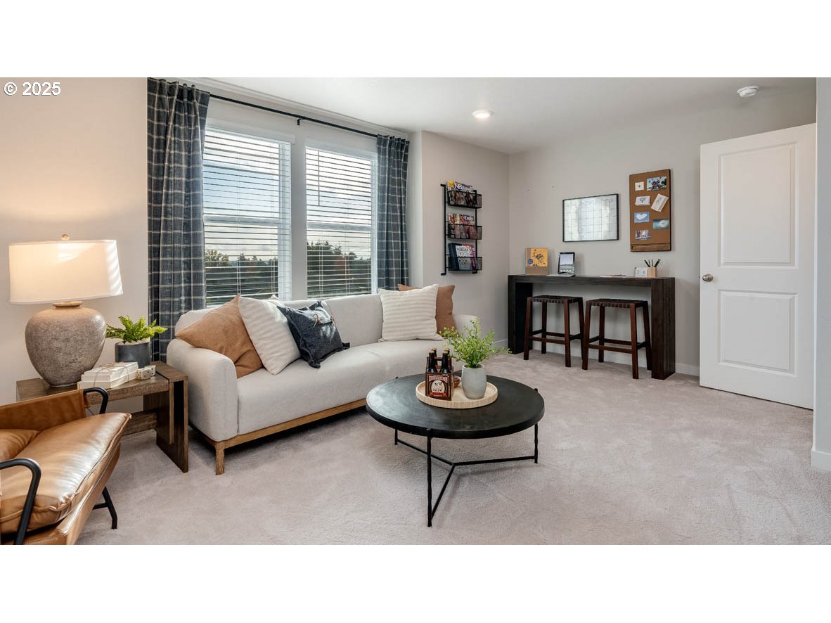 property viewer photo 10