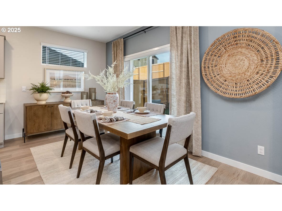 property viewer photo 4