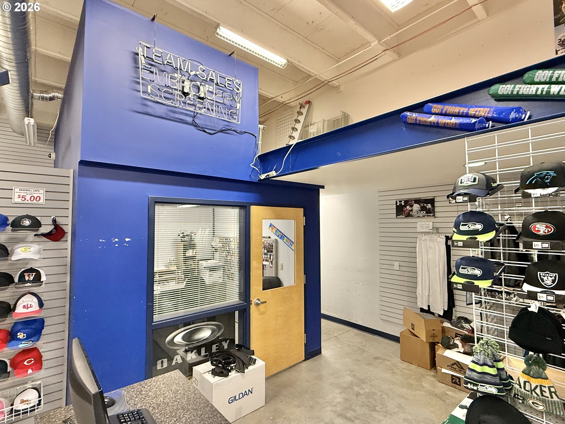 main property photo 12