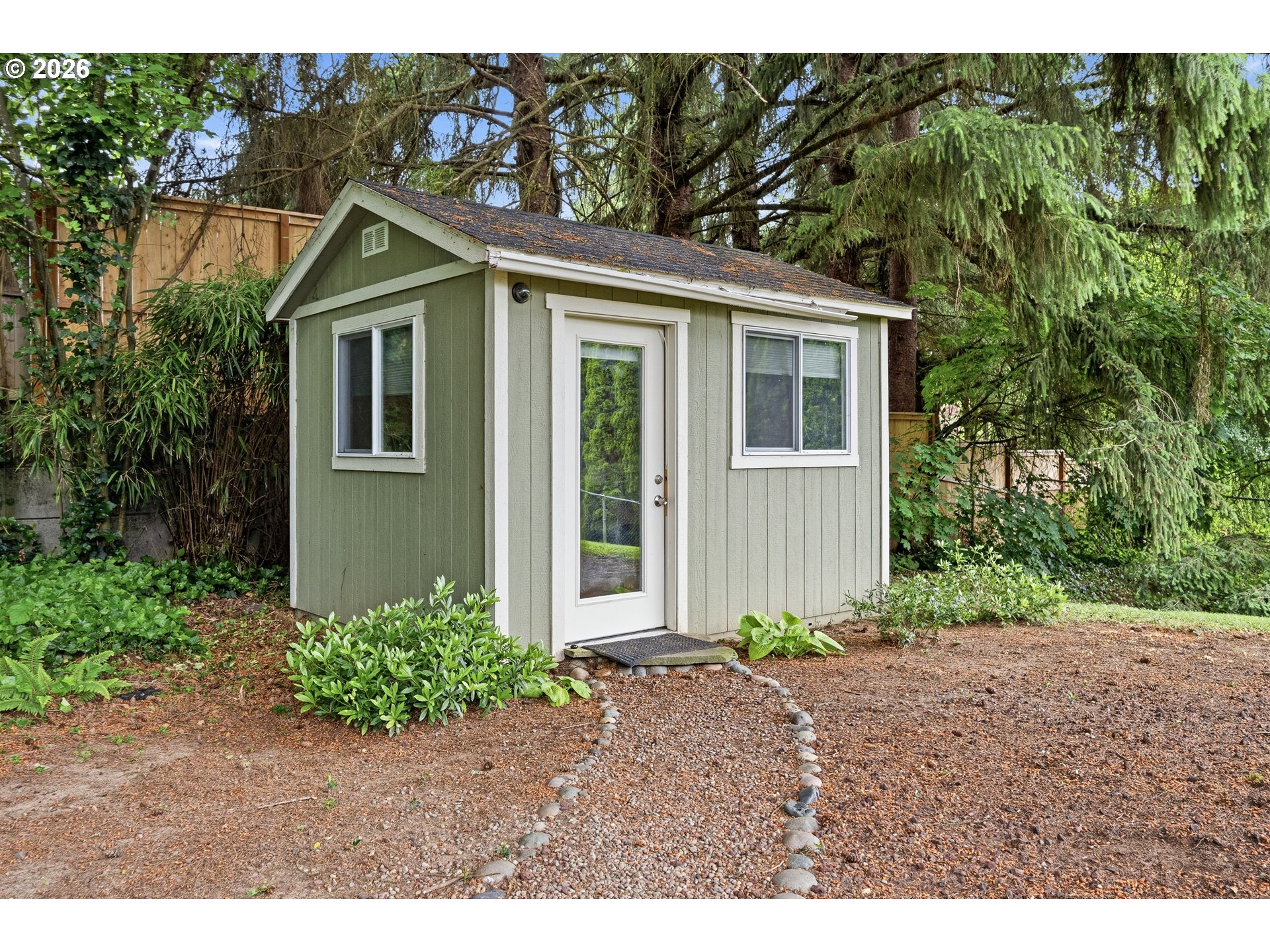 property viewer photo 27