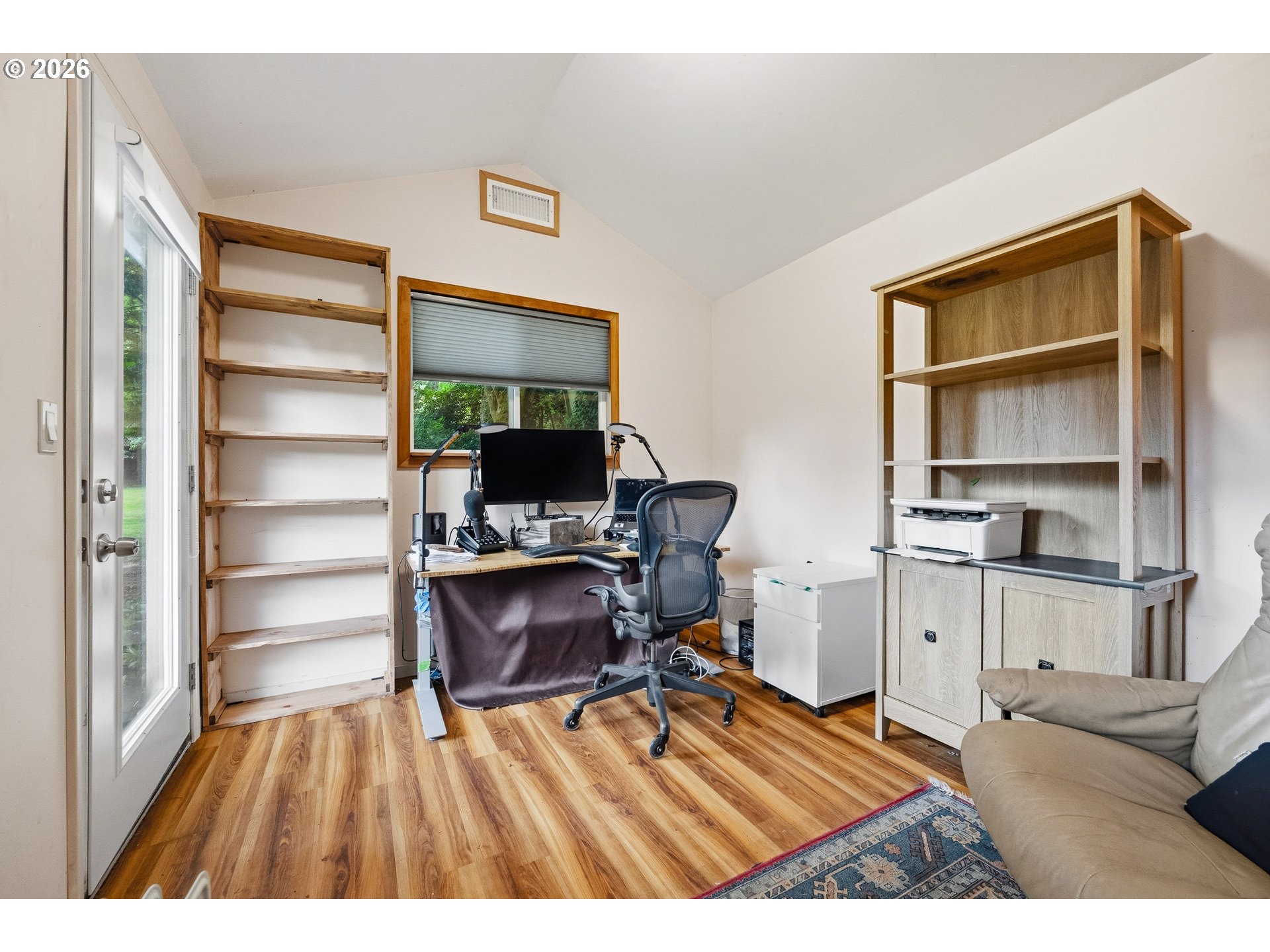 property viewer photo 29