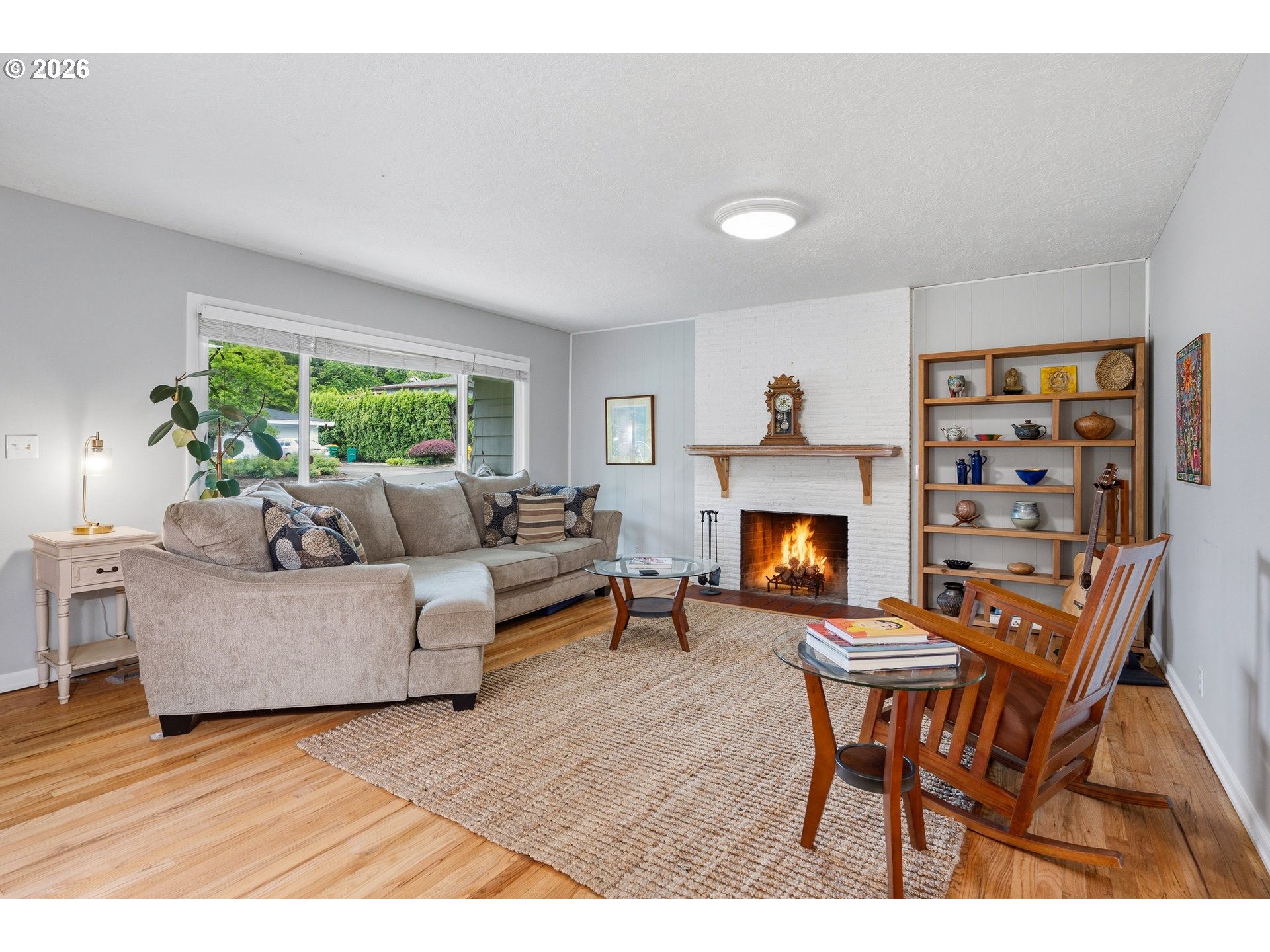 property viewer photo 6