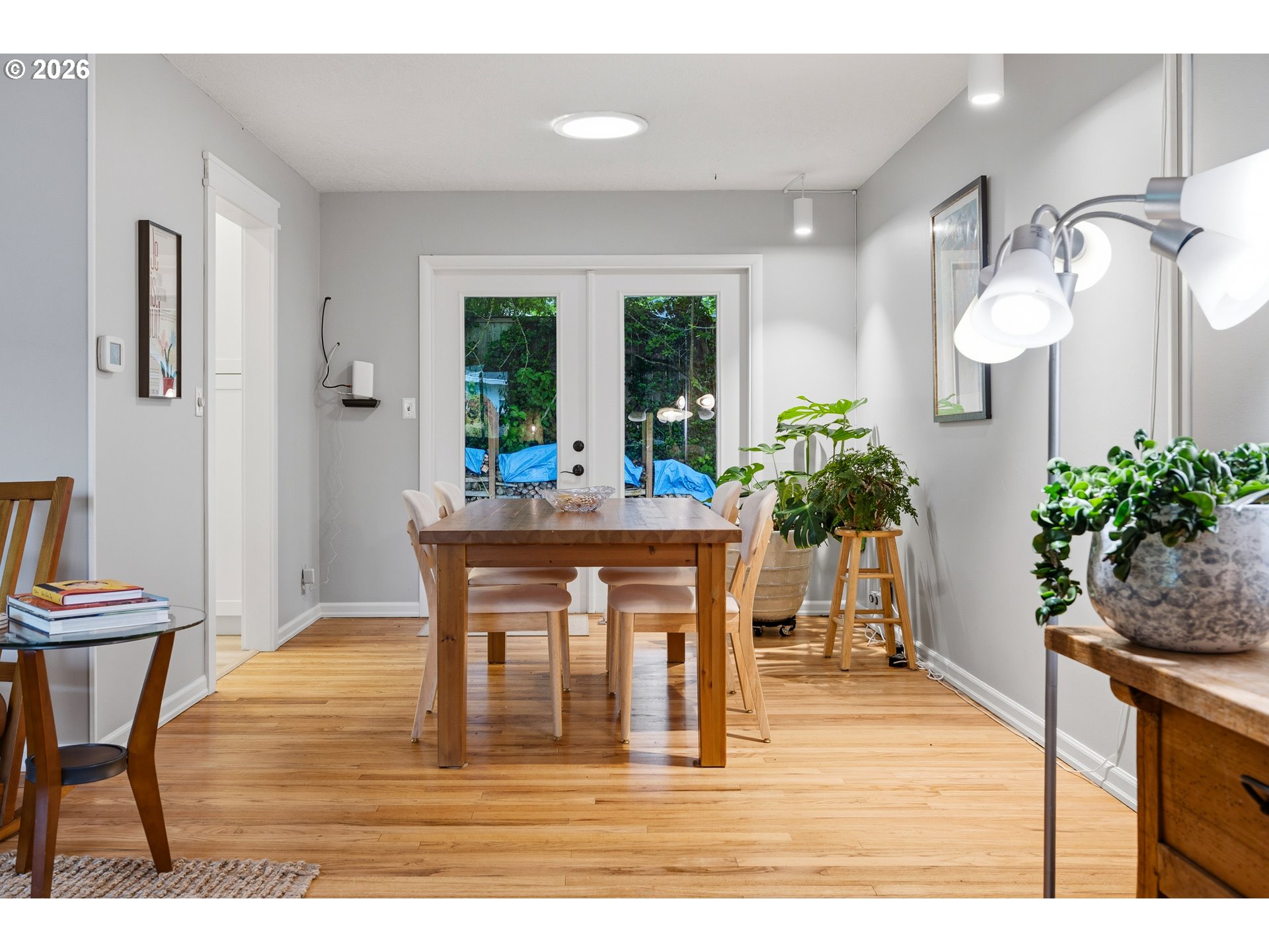 property viewer photo 8