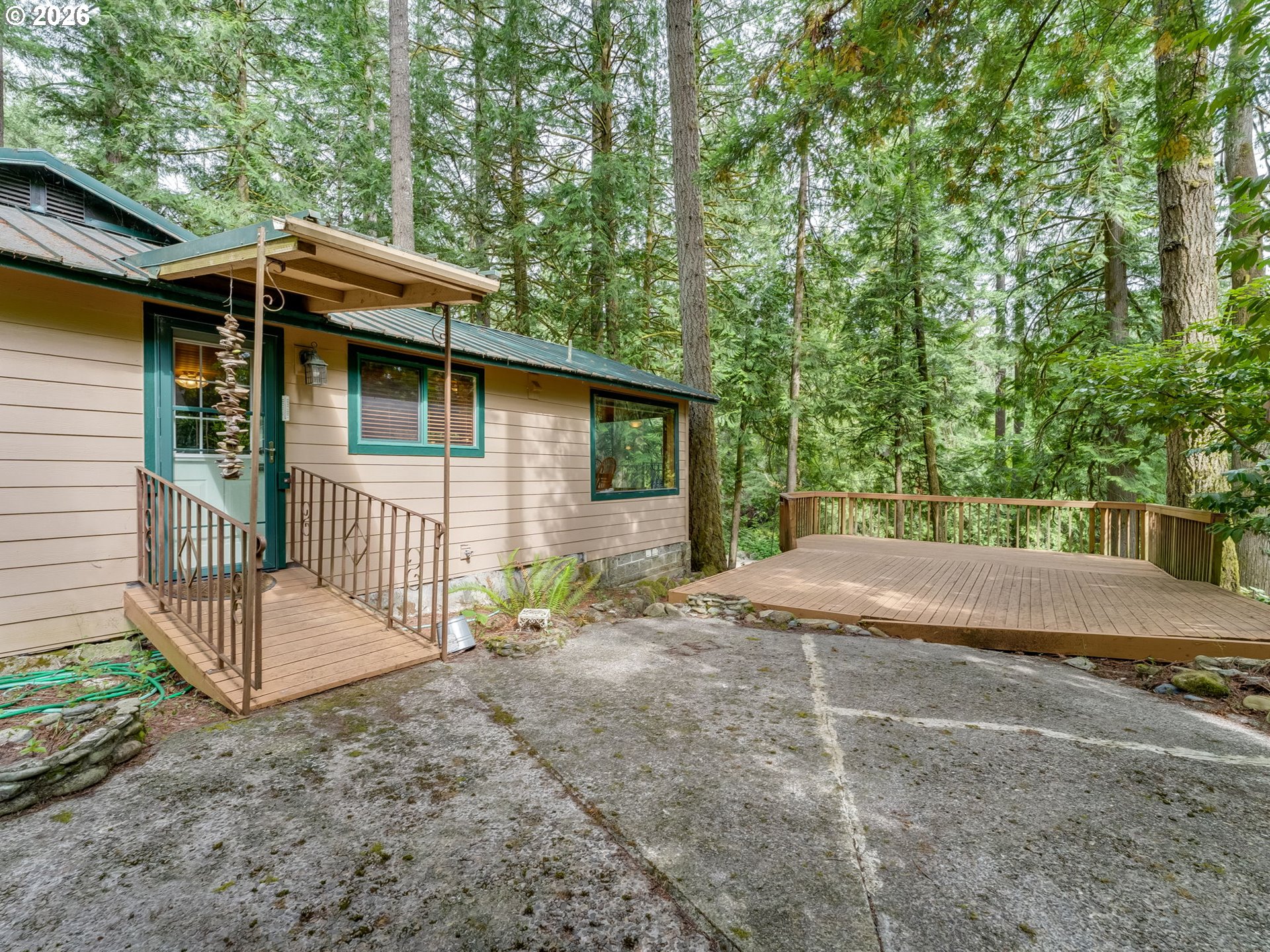 main property photo 26