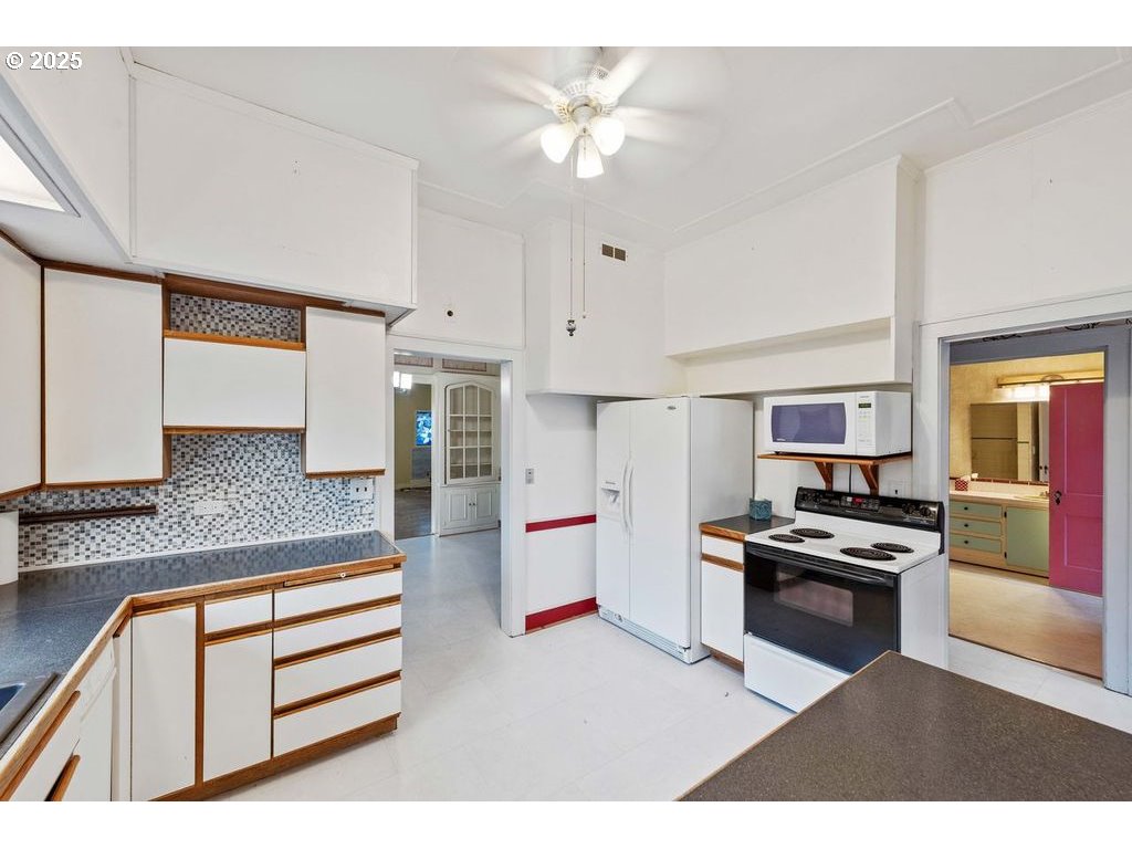 property viewer photo 13