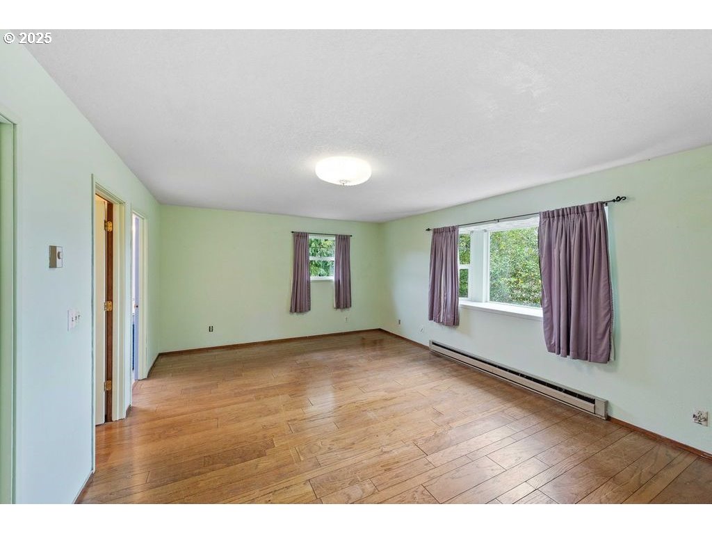property viewer photo 26