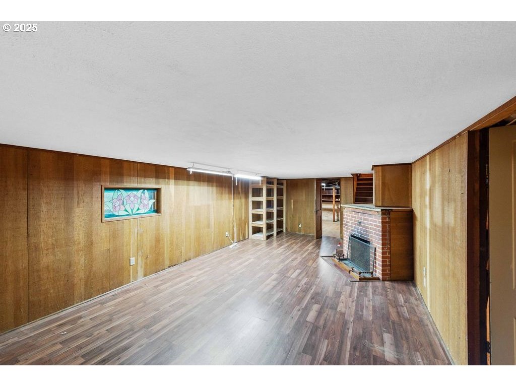 property viewer photo 28