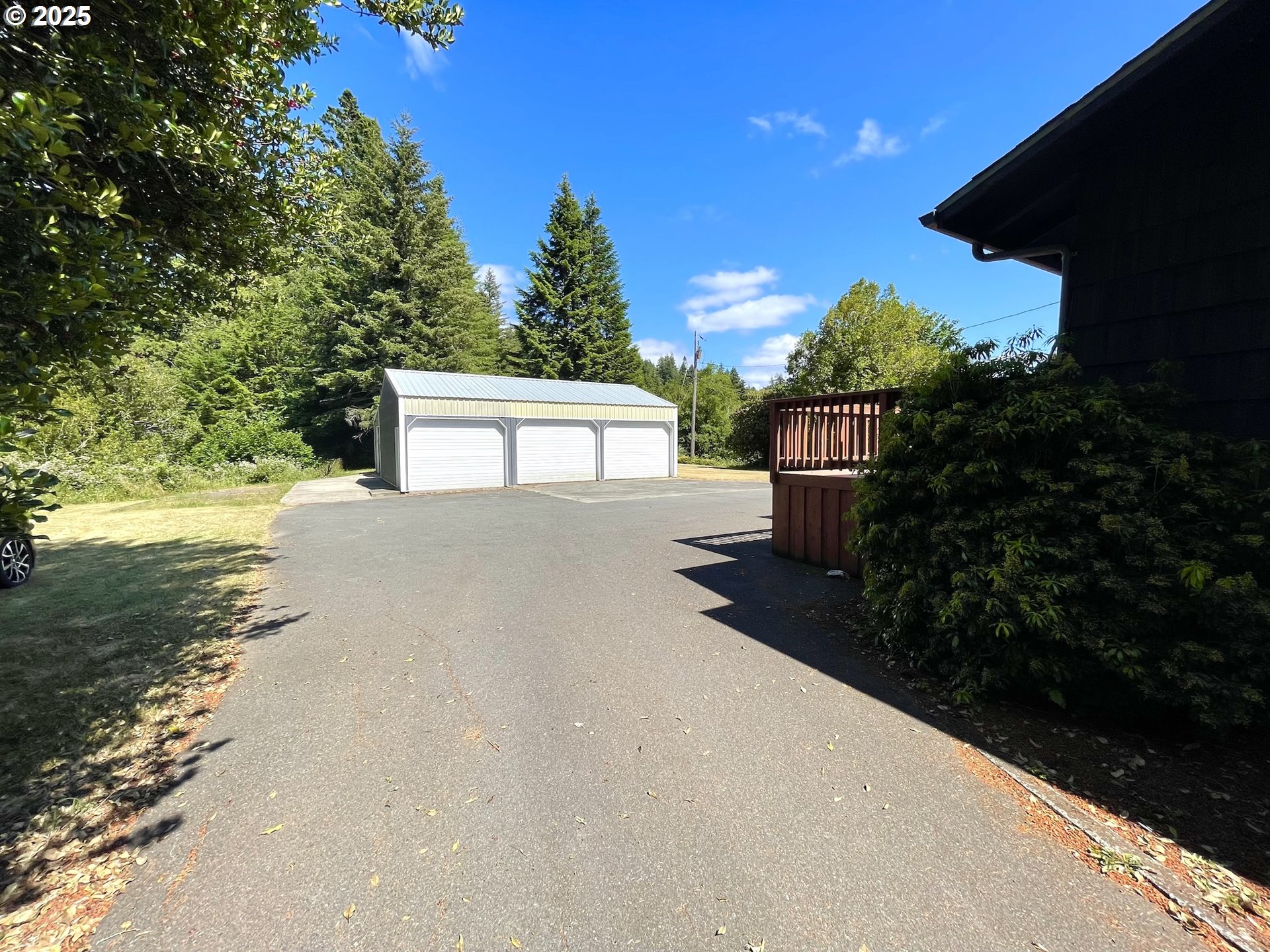 property viewer photo 33