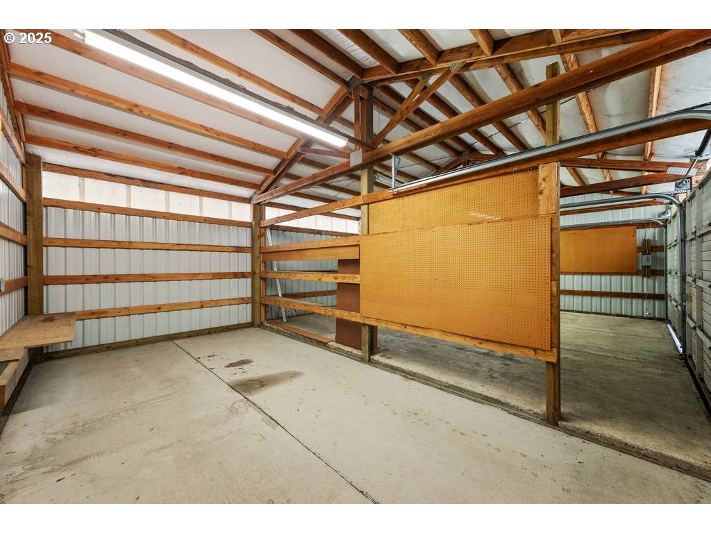 property viewer photo 35