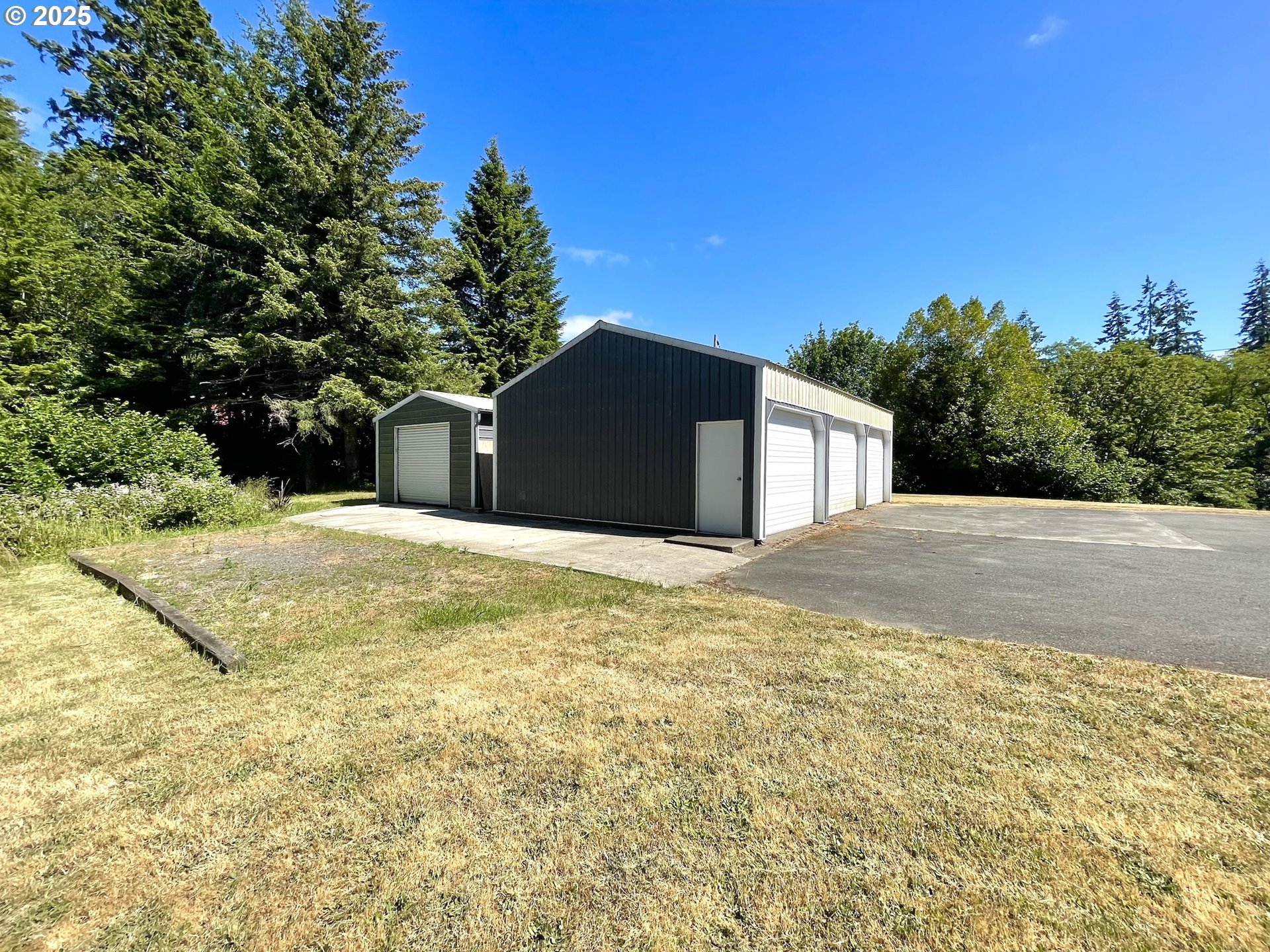 property viewer photo 38