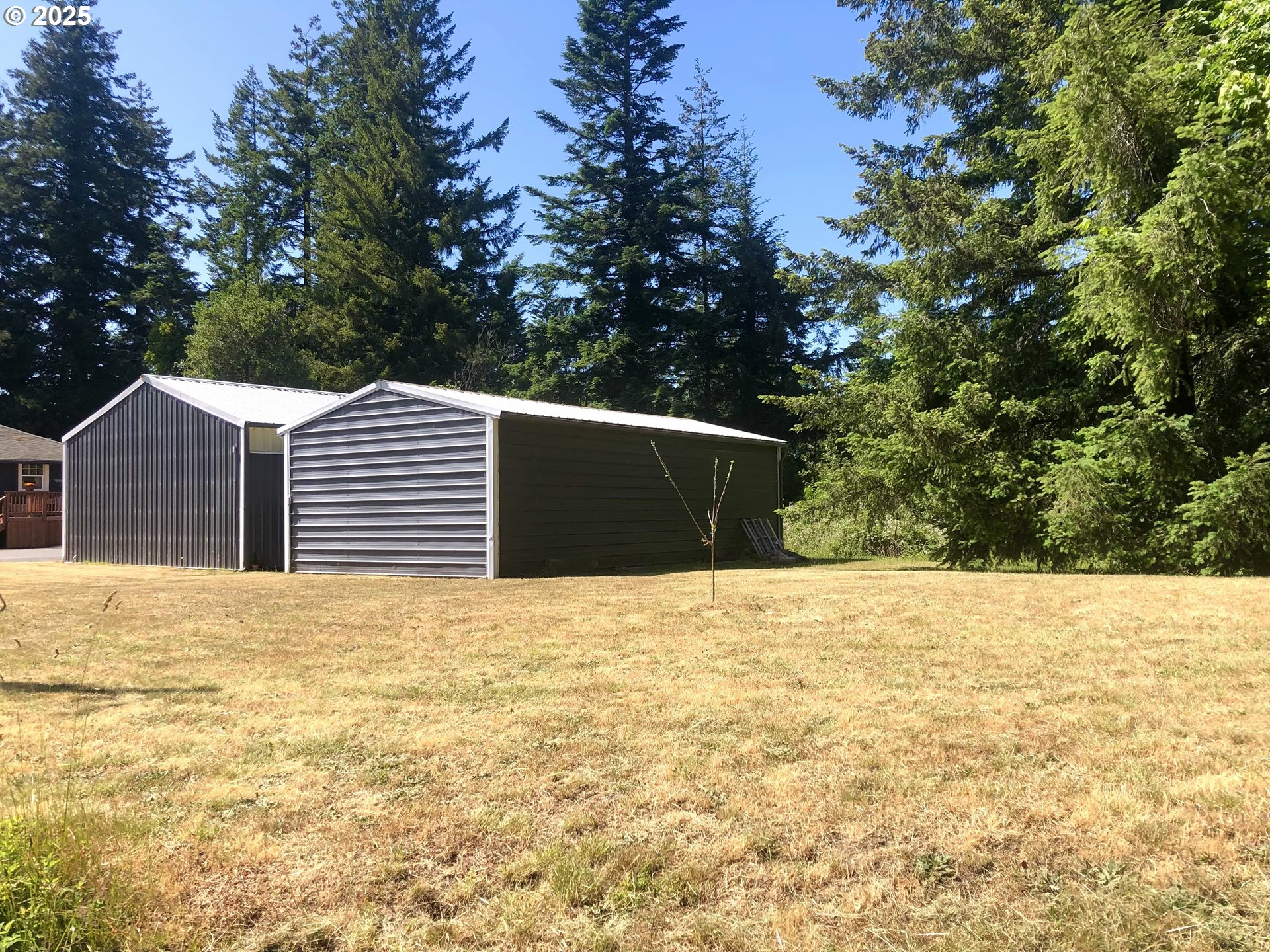property viewer photo 44