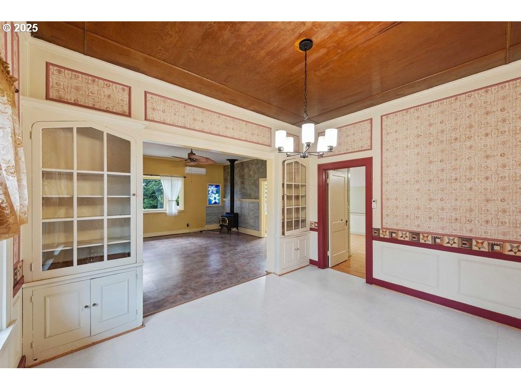 property viewer photo 7