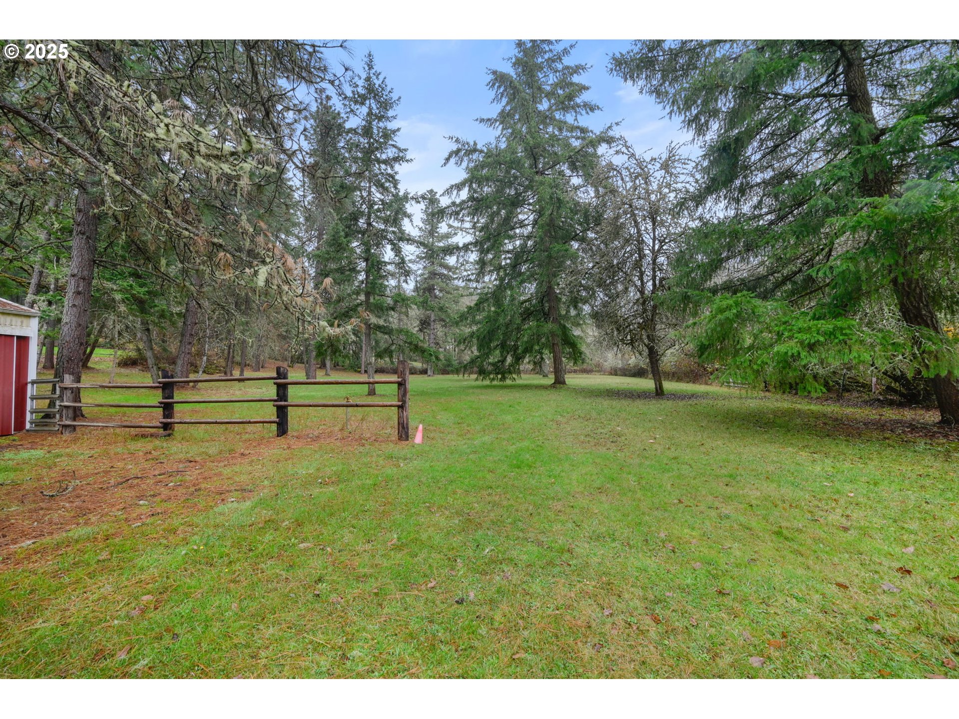 main property photo 41