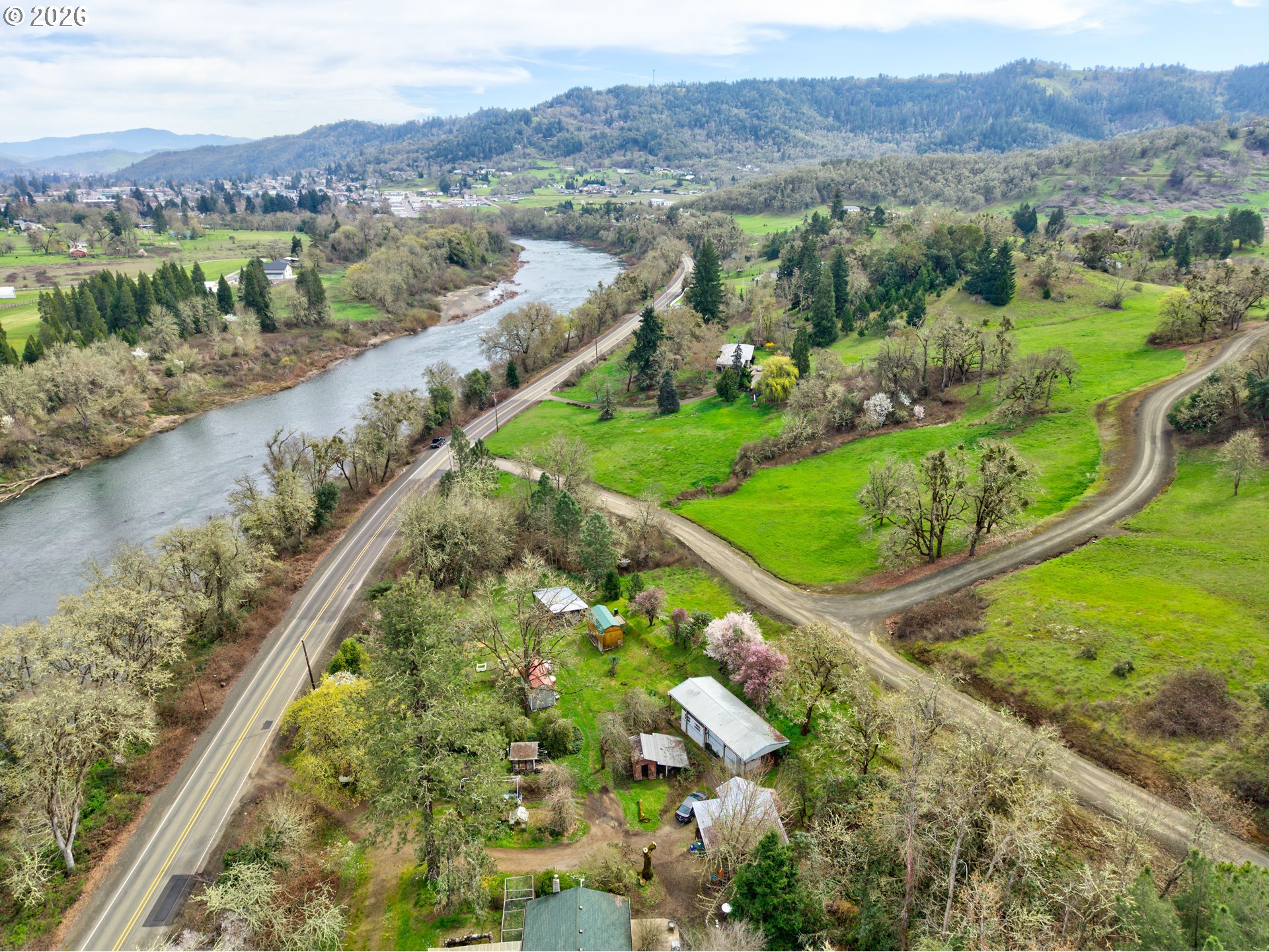 main property photo 16