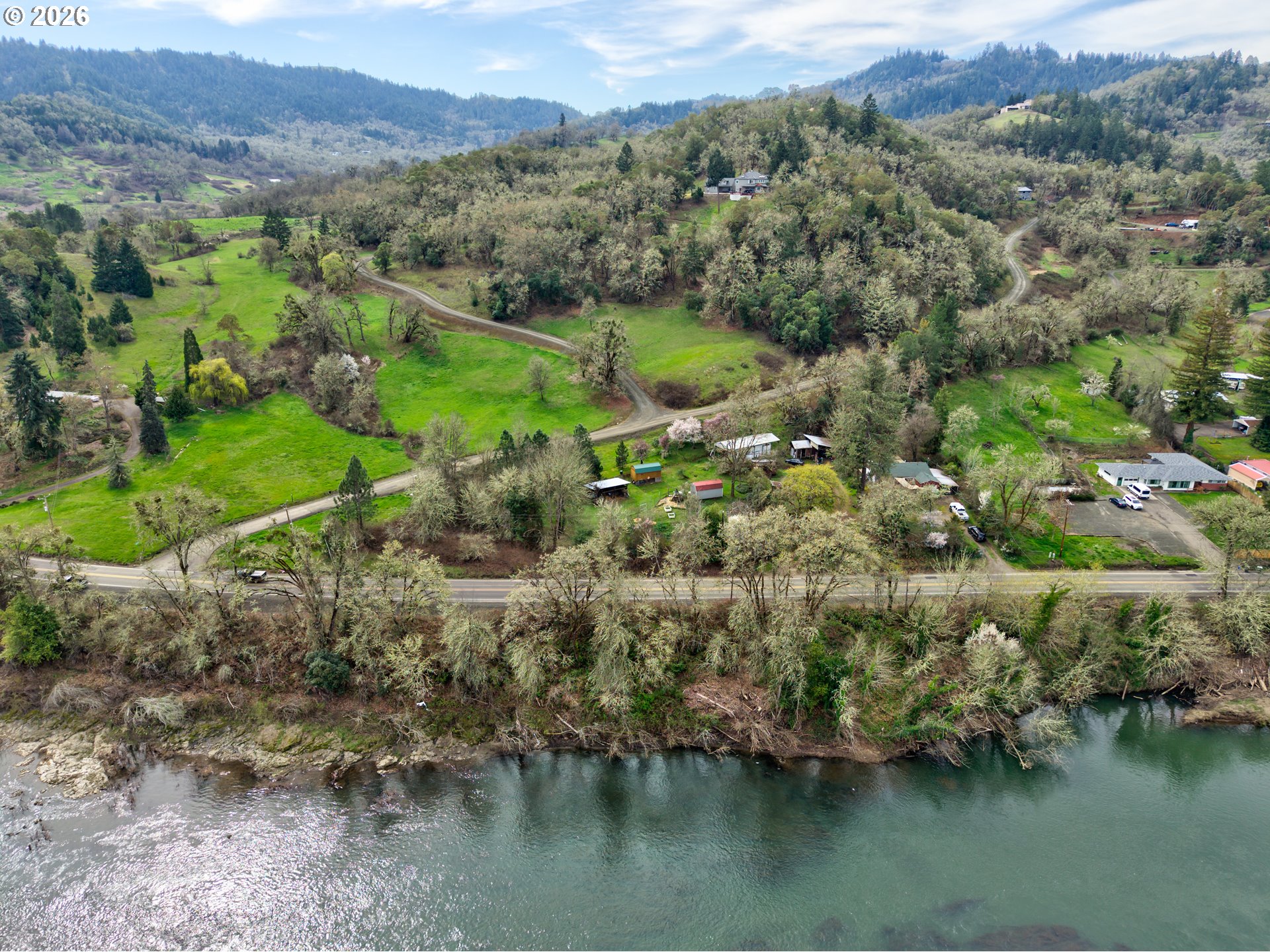 main property photo 18
