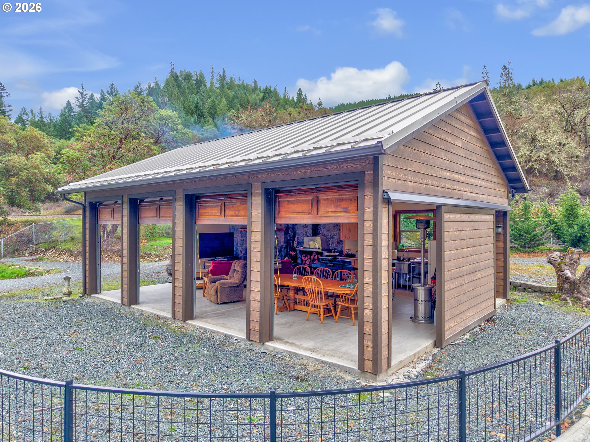 main property photo 44