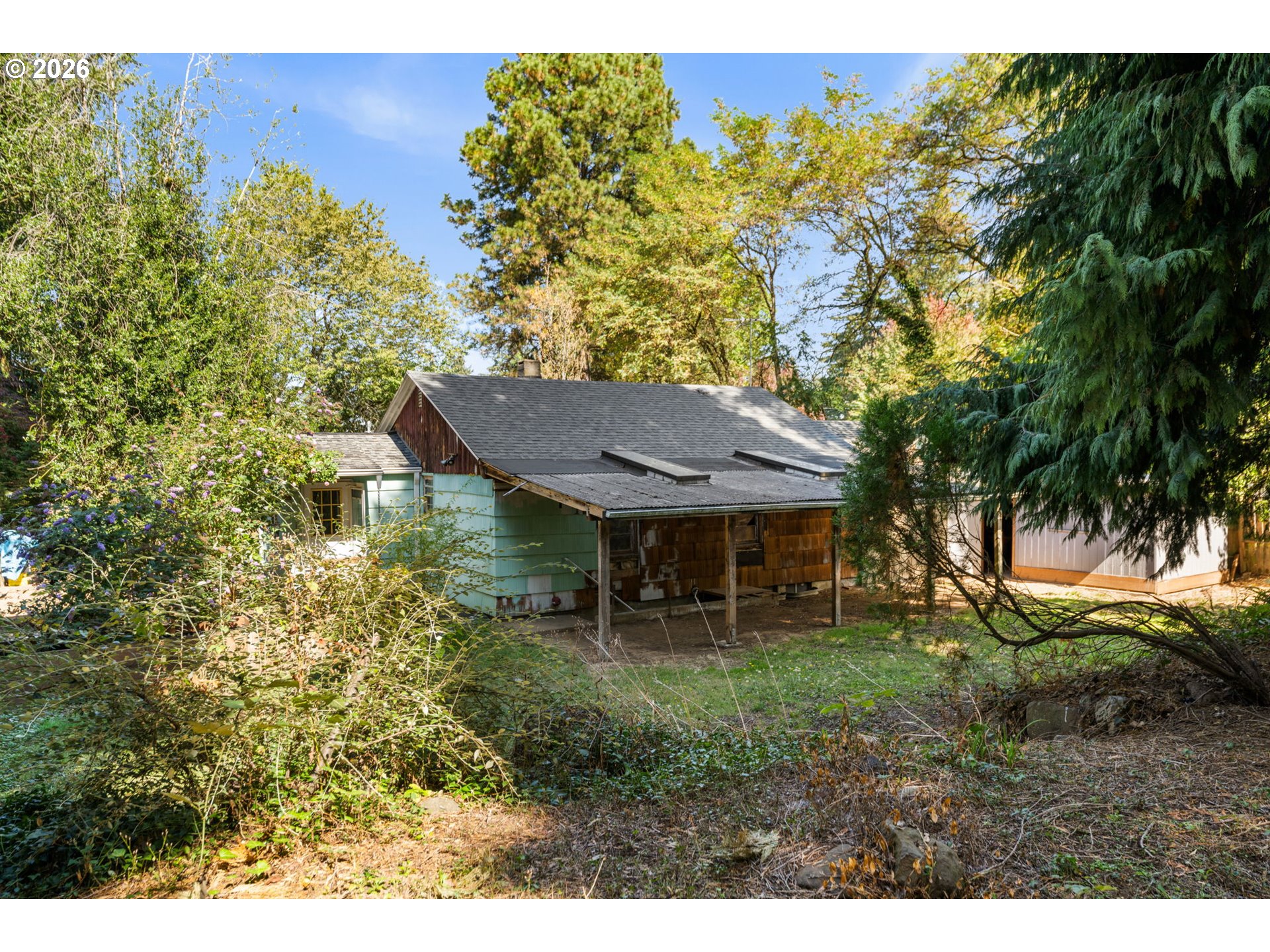 main property photo 35