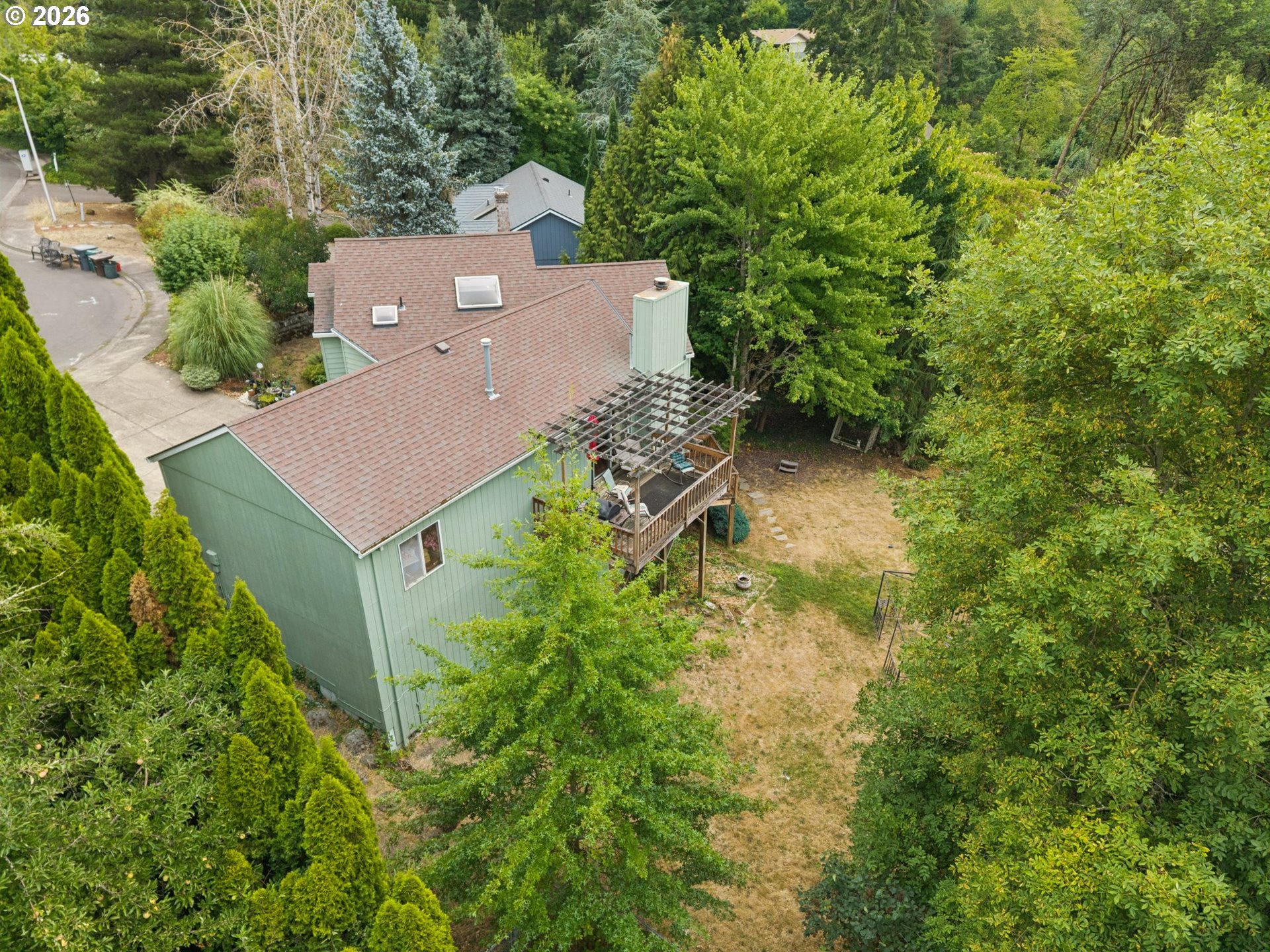 main property photo 35