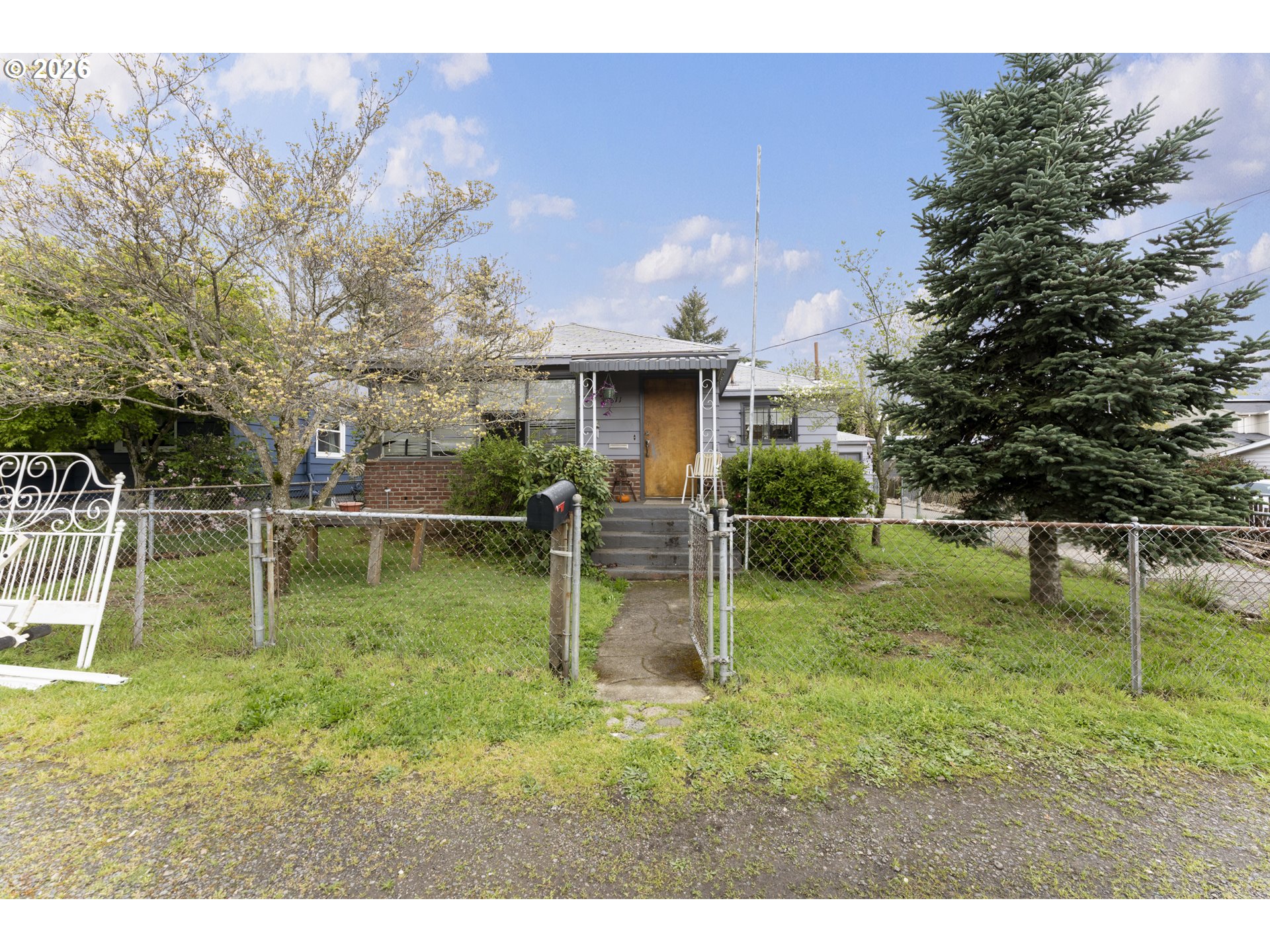 main property photo 2