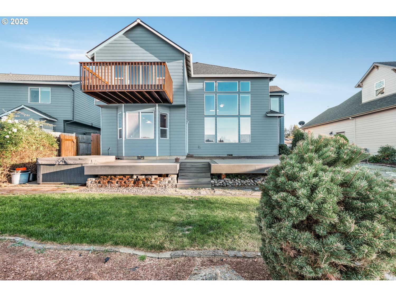 main property photo 33