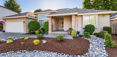 image of property with 3 Bed | 2 Bath | 1,784 Sqft
