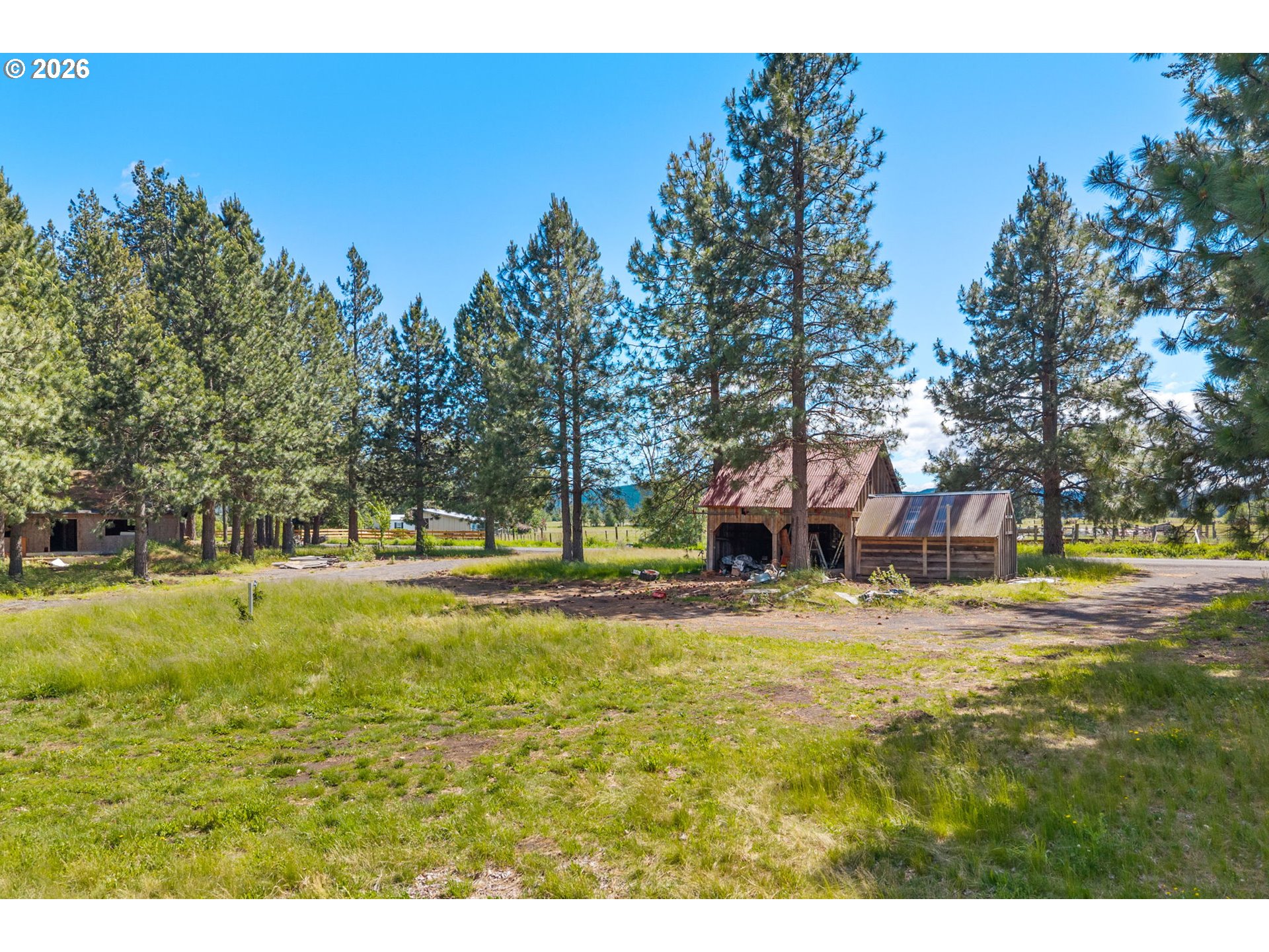 main property photo 8
