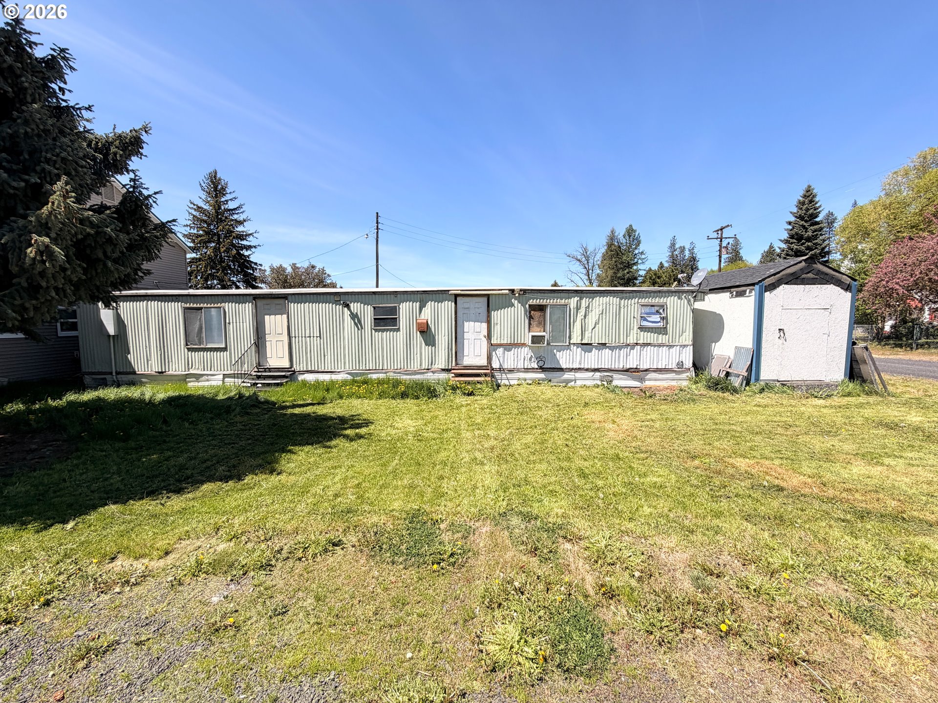 main property photo 16