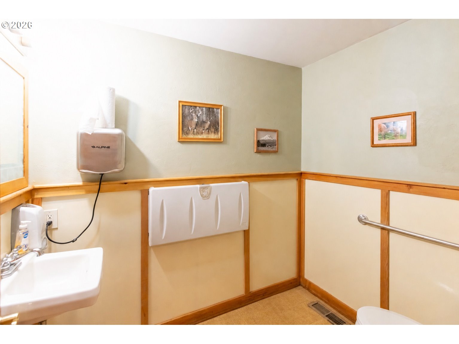 main property photo 20