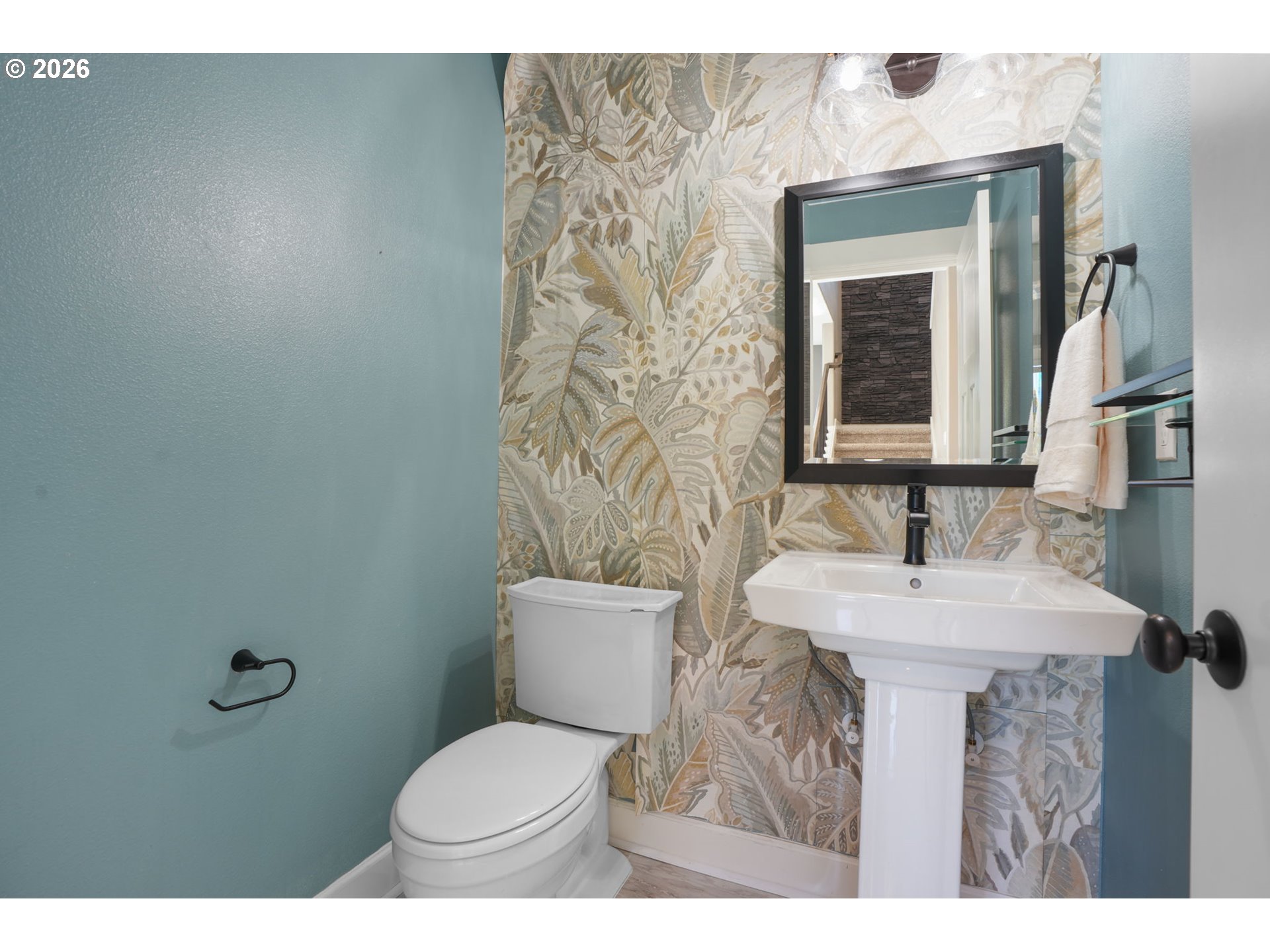 main property photo 9